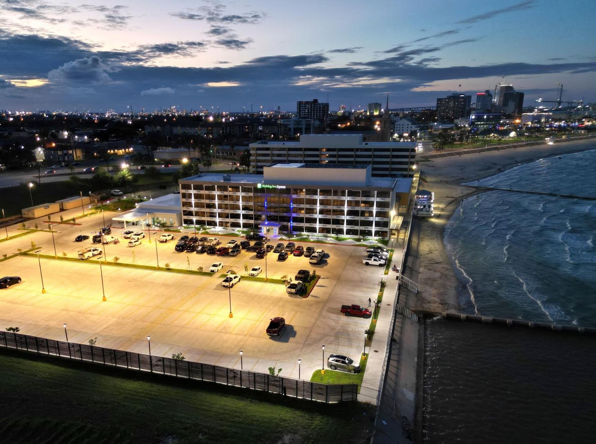 Holiday Inn Express Corpus Christi - Beachfront by IHG gallery photo in Corpus Christi, TX — image 93