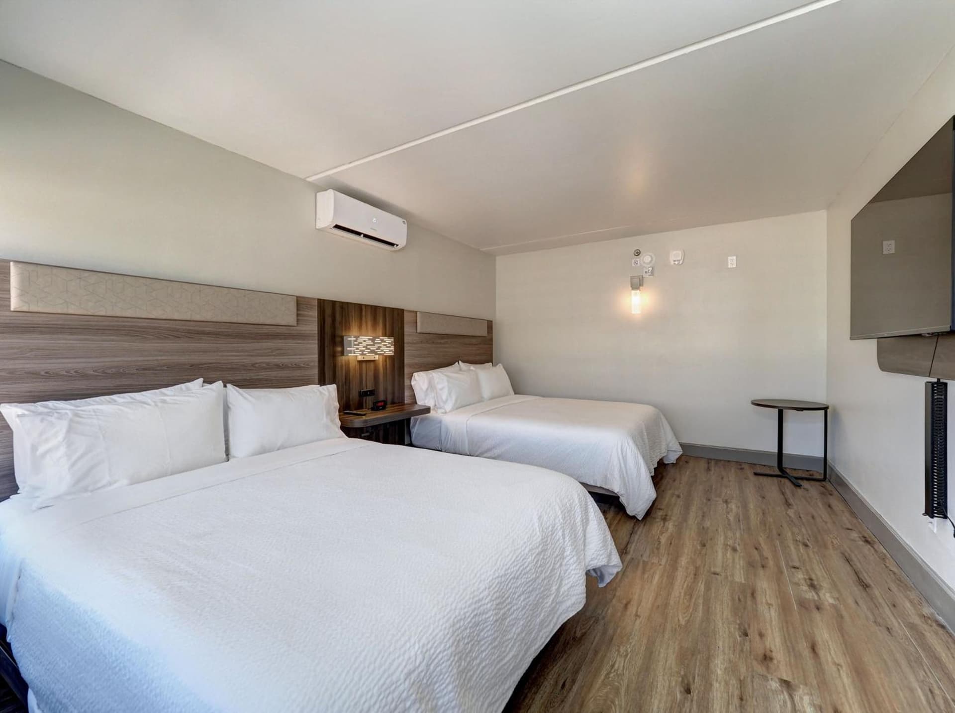 Holiday Inn Express Corpus Christi - Beachfront by IHG gallery photo in Corpus Christi, TX — image 55