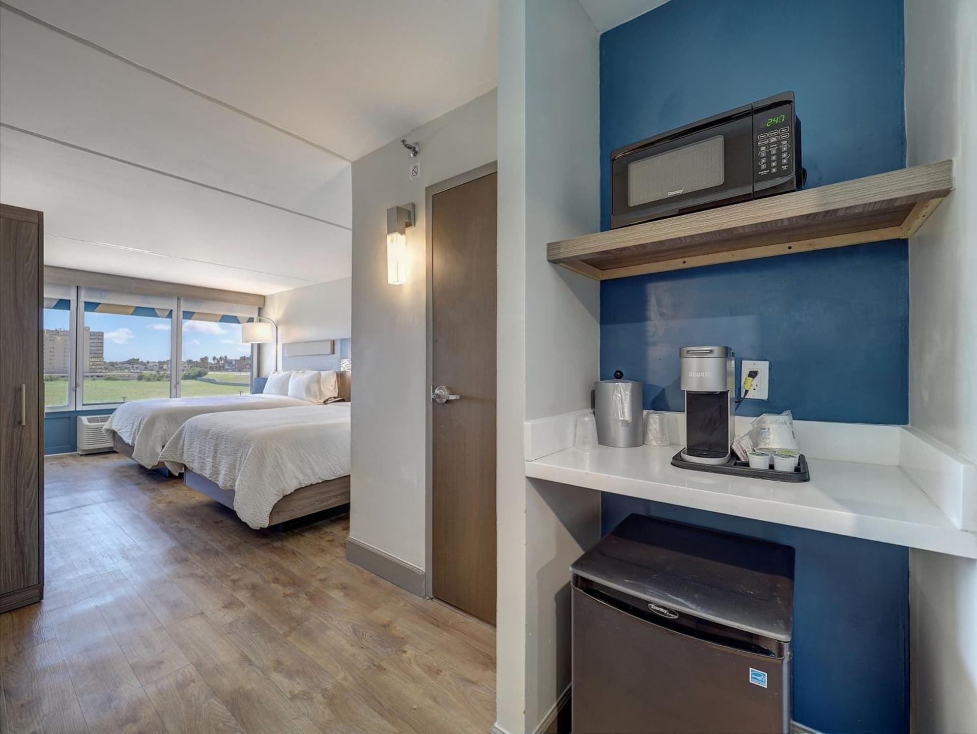 Holiday Inn Express Corpus Christi - Beachfront by IHG gallery photo in Corpus Christi, TX — image 86