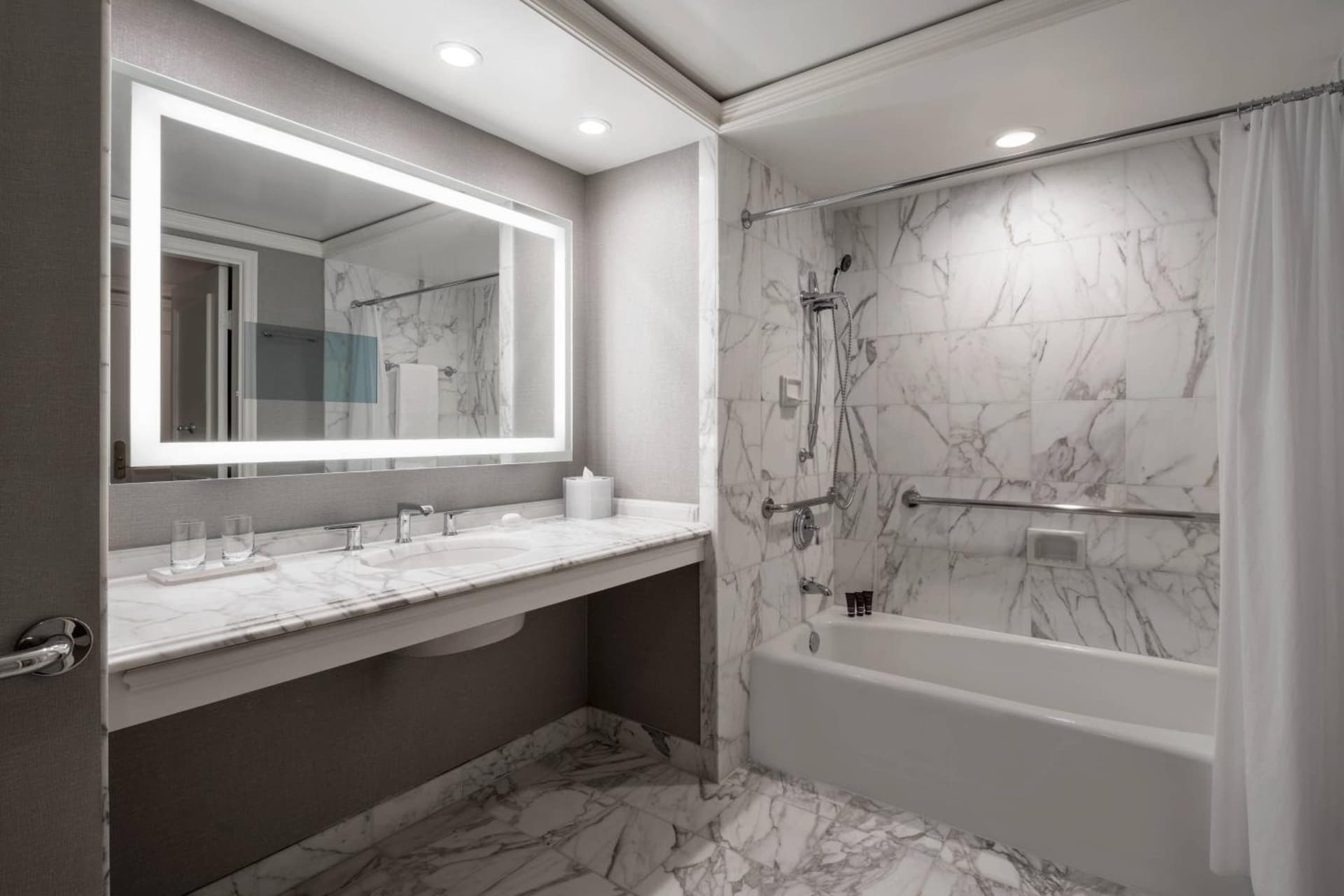 The Ritz-Carlton, St. Louis gallery photo in Clayton, MO — image 8