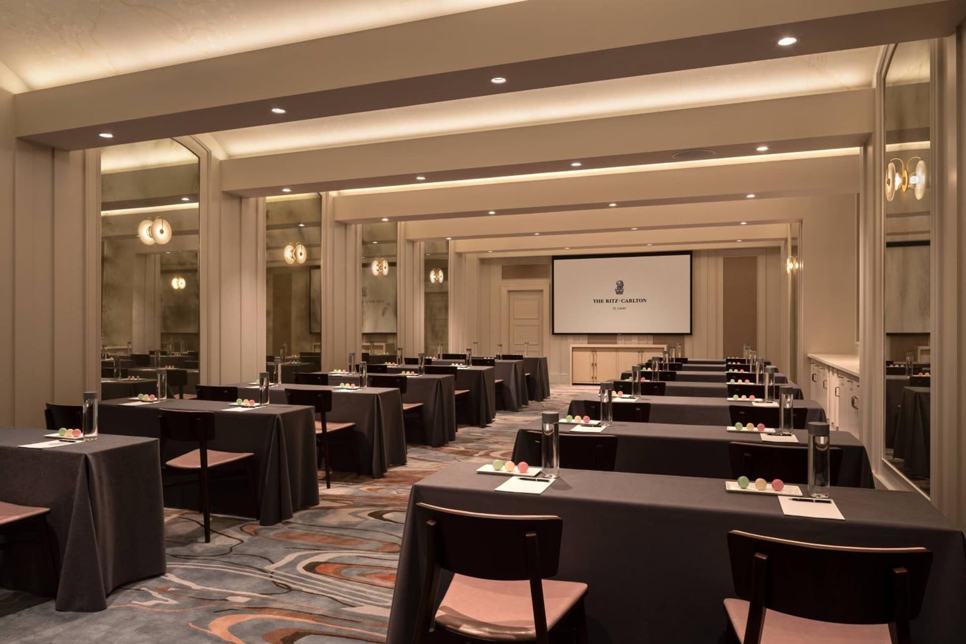 The Ritz-Carlton, St. Louis gallery photo in Clayton, MO — image 12
