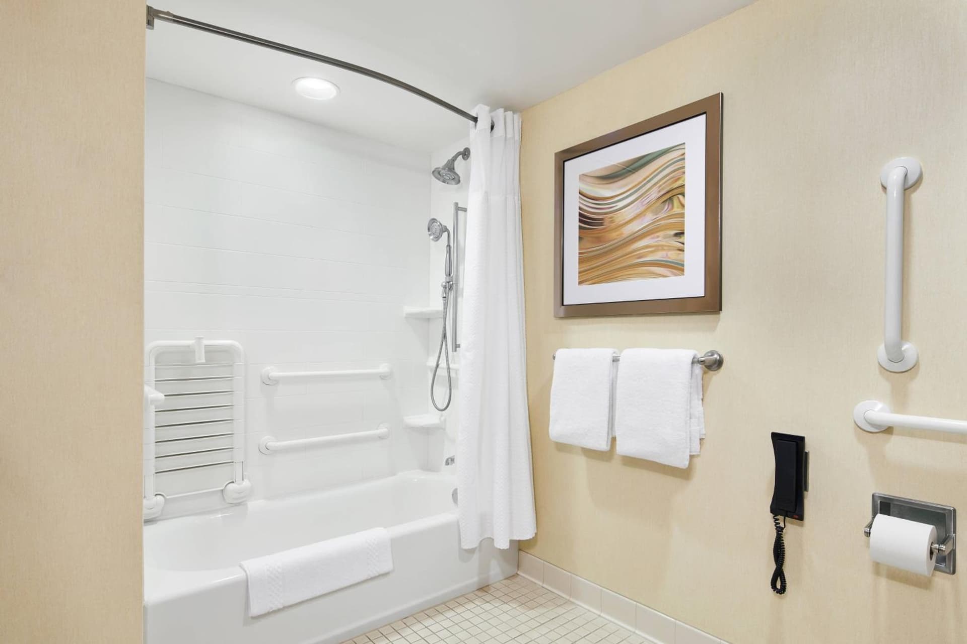Courtyard by Marriott Newark Downtown gallery photo in Newark, NJ — image 32