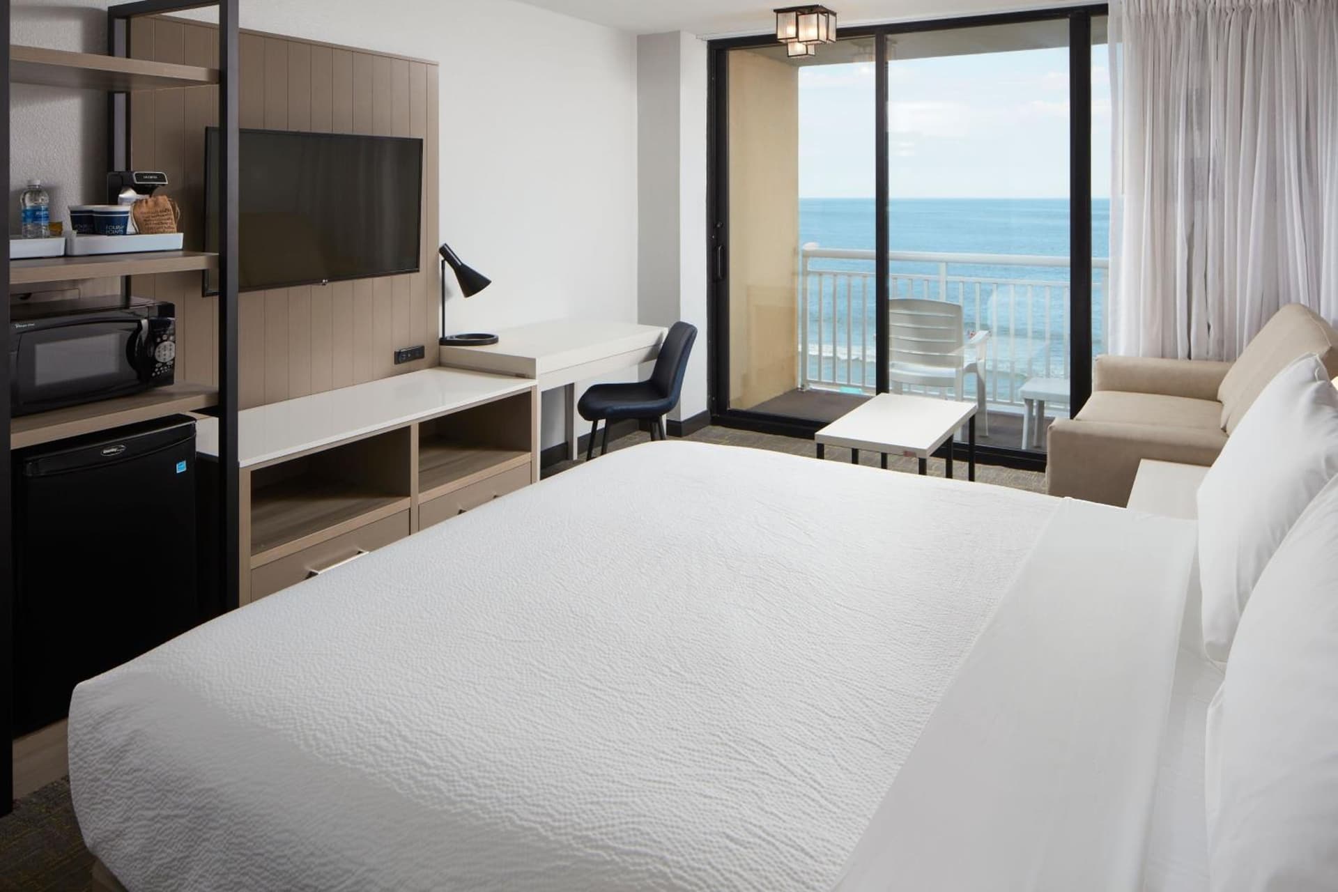 Four Points by Sheraton Virginia Beach Oceanfront gallery photo in Virginia Beach, VA — image 20