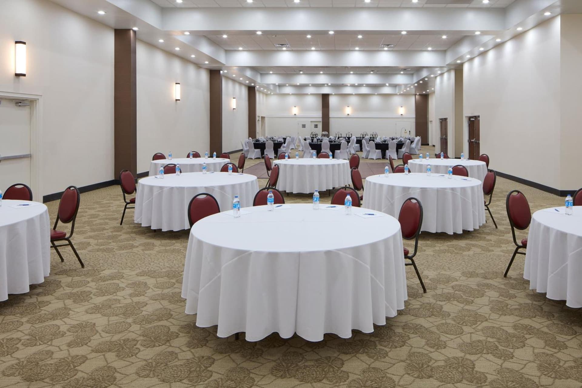 Four Points by Sheraton Virginia Beach Oceanfront gallery photo in Virginia Beach, VA — image 17