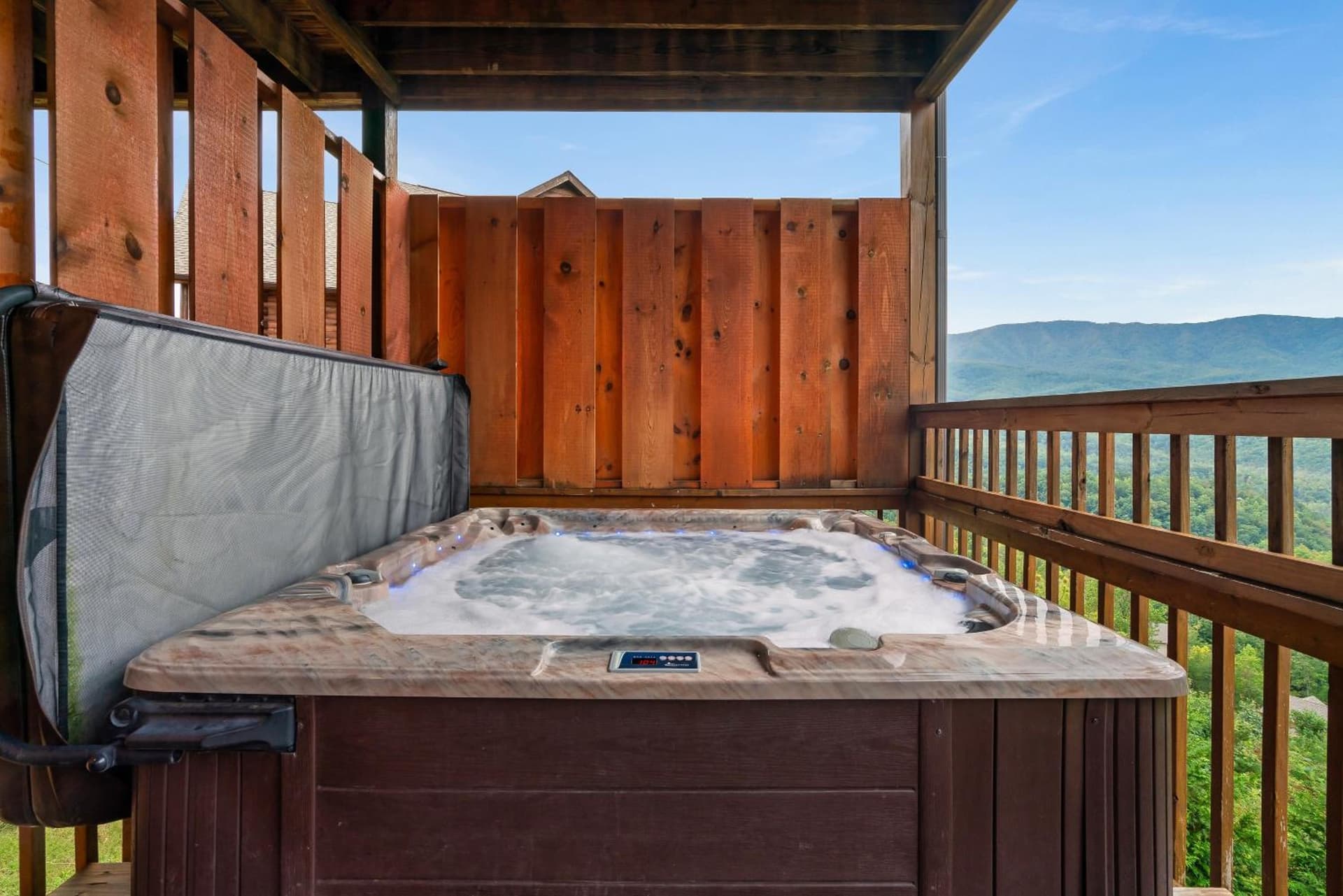 Heaven's Edge interior in Gatlinburg, TN — gallery photo 2