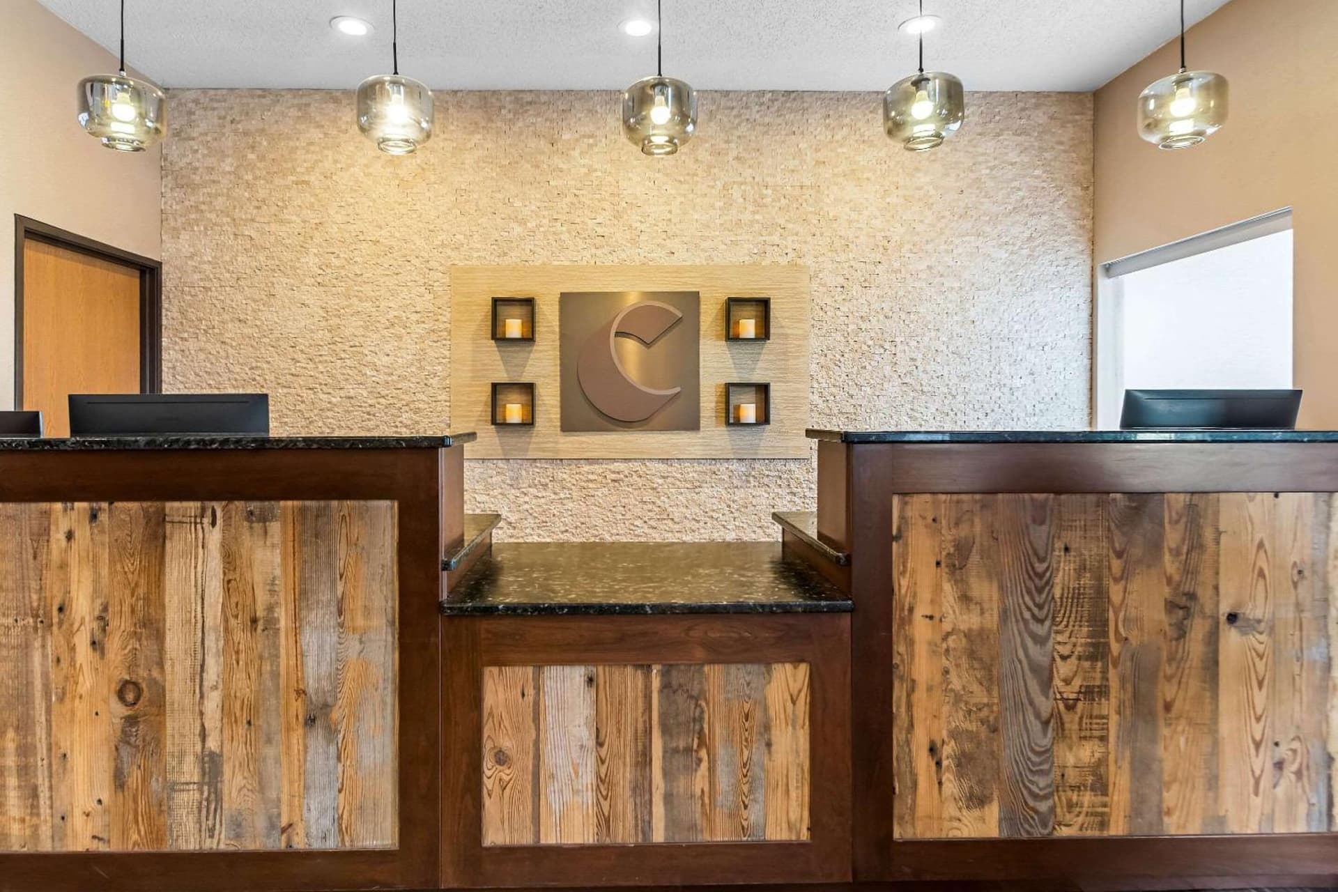 Comfort Suites Vincennes property views in Vincennes, IN — gallery photo 3