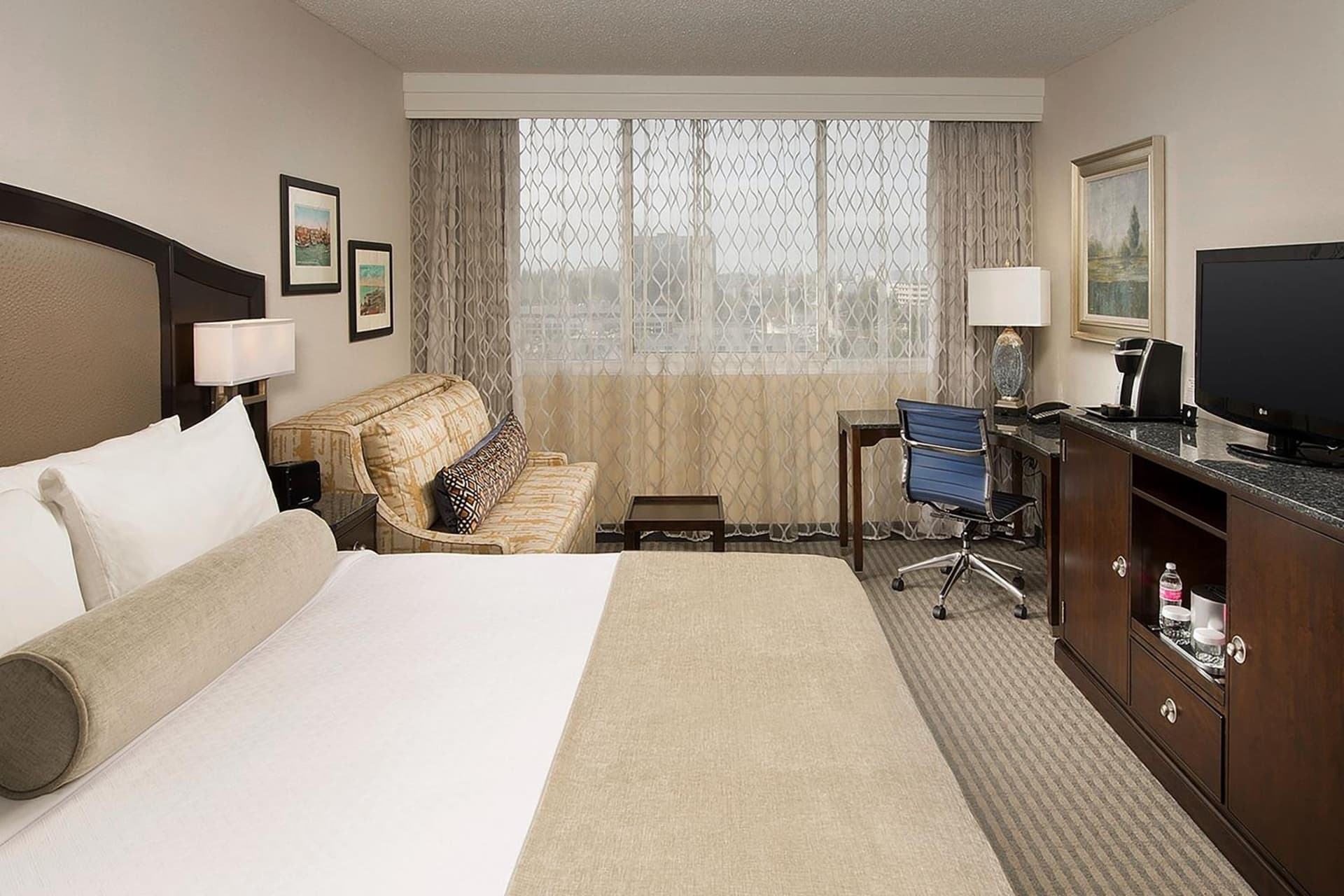 Skybridge Seattle Airport Hotel gallery photo in Seattle, WA — image 6