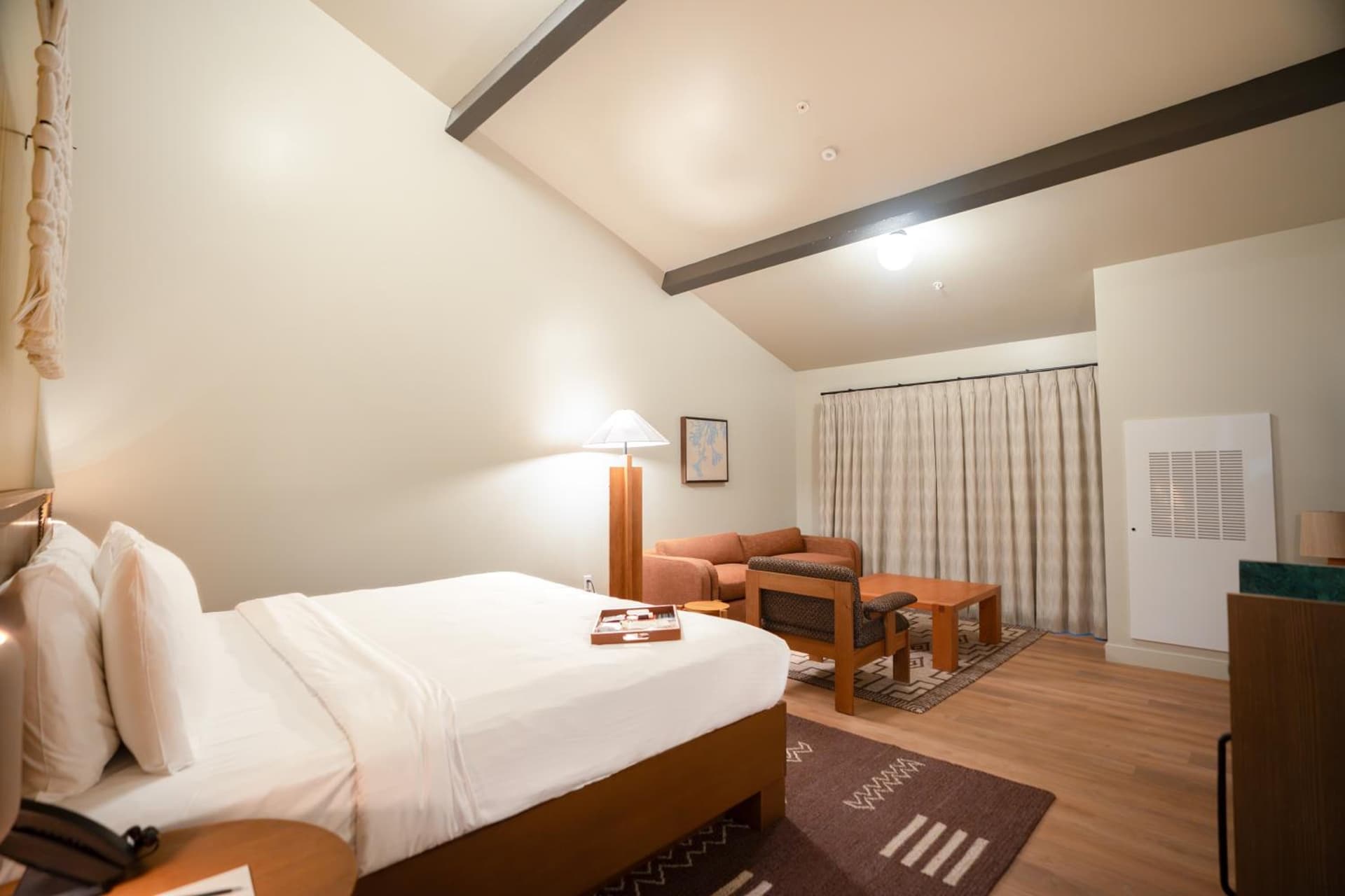 Murrieta Hot Springs Resort interior in Murrieta, CA — gallery photo 2