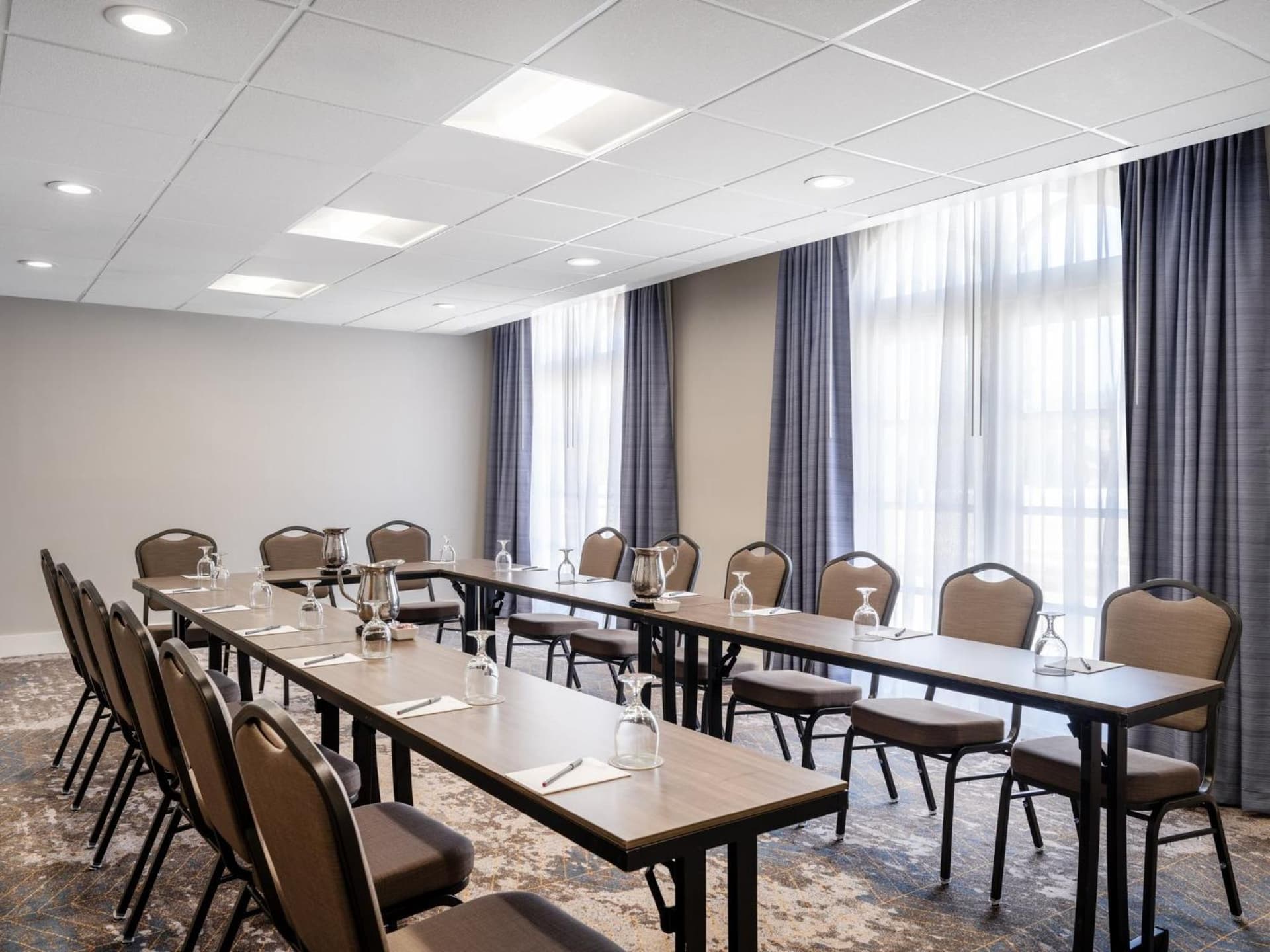 Crowne Plaza Phoenix - Chandler Golf Resort by IHG gallery photo in Chandler, AZ — image 30
