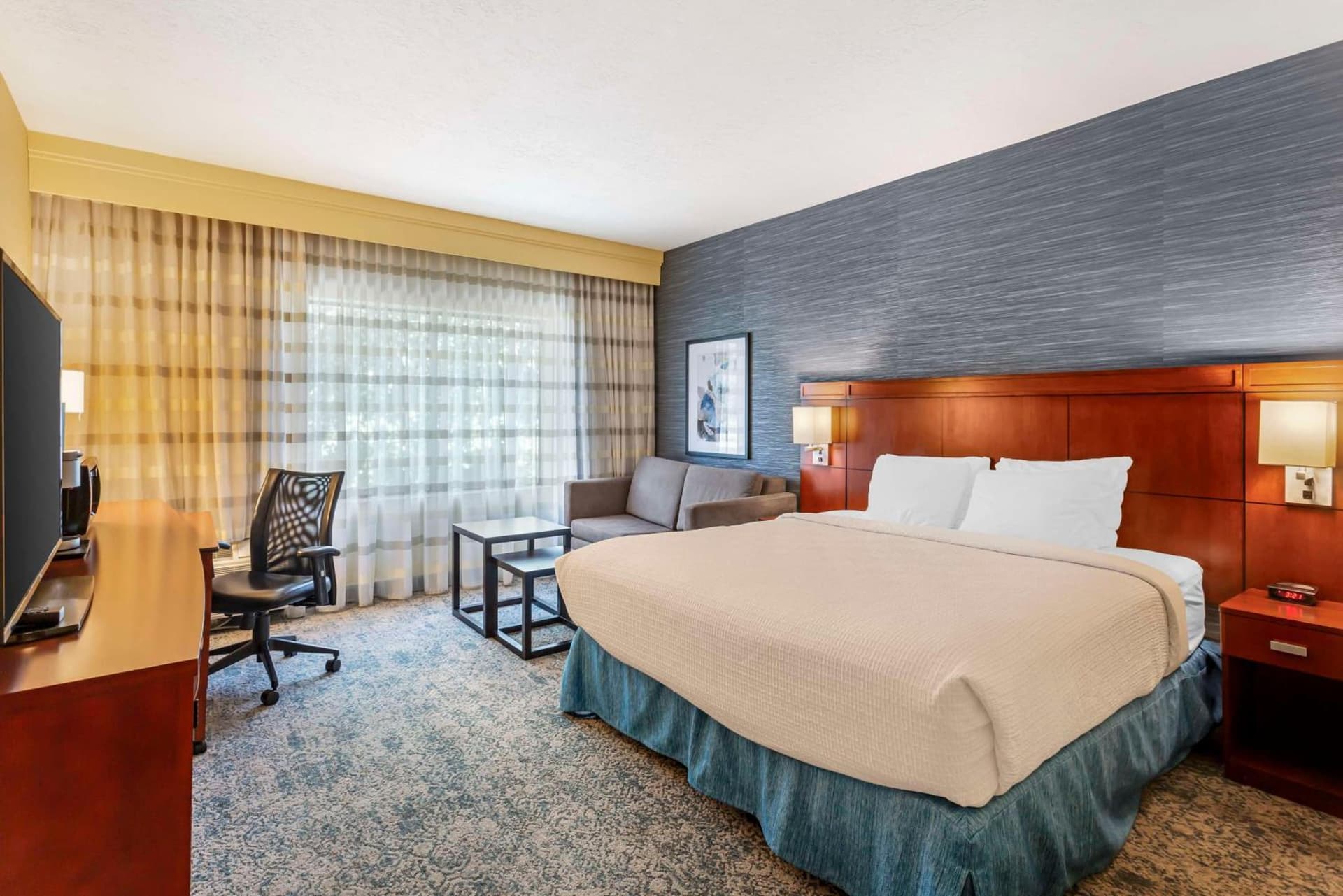Best Western Plus Provo University Inn property views in Provo, UT — gallery photo 3