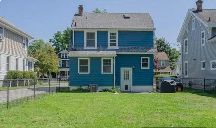 Charming 1925 Craftsman Home gallery photo in Poughkeepsie, NY — image 7