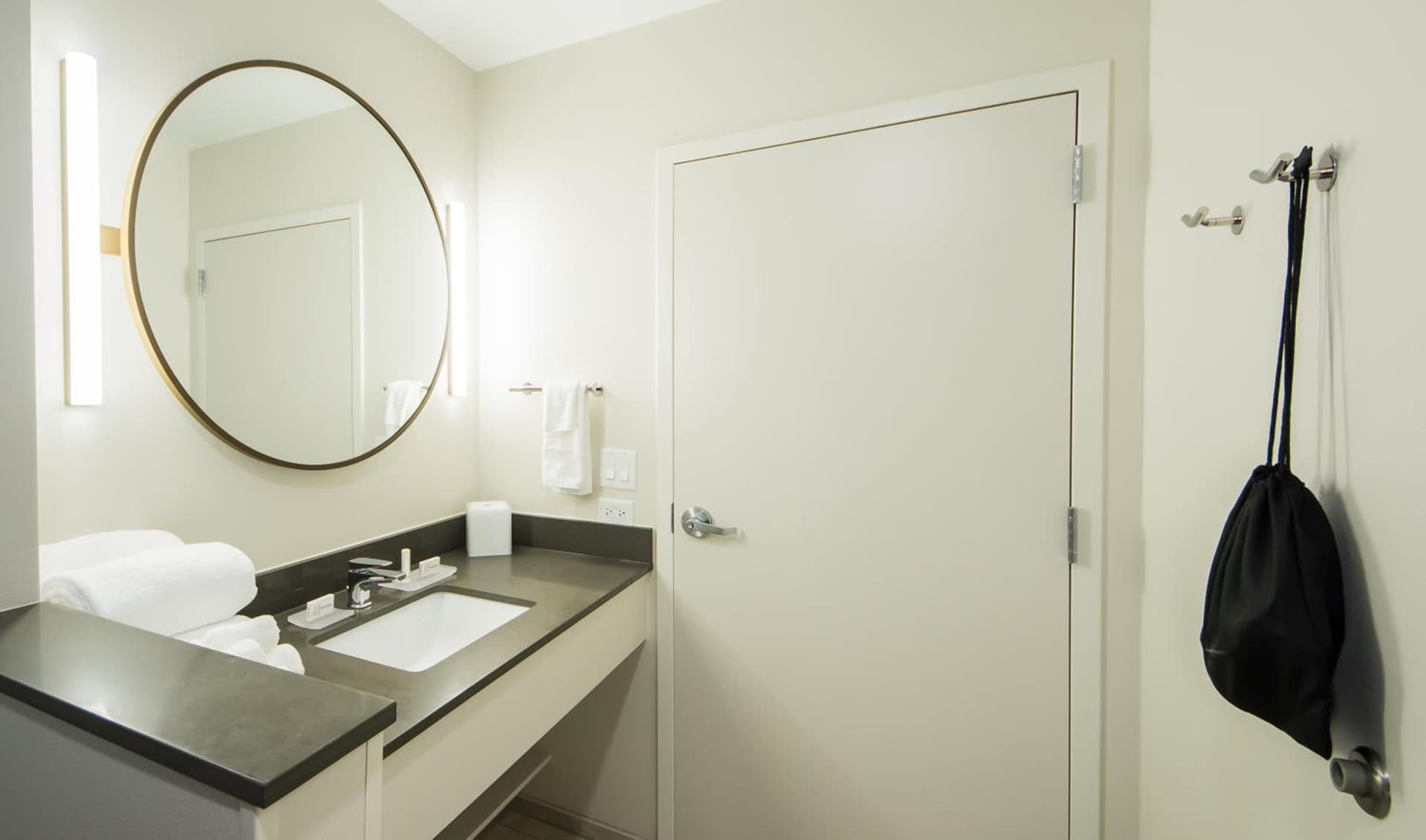 Fairfield Inn & Suites by Marriott Melbourne Viera Town Center gallery photo in Melbourne, FL — image 15