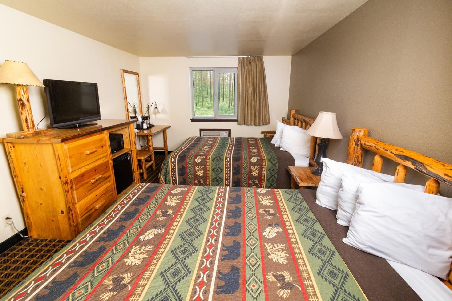 FairBridge Inn and Suites Sandpoint property views in Ponderay, ID — gallery photo 3