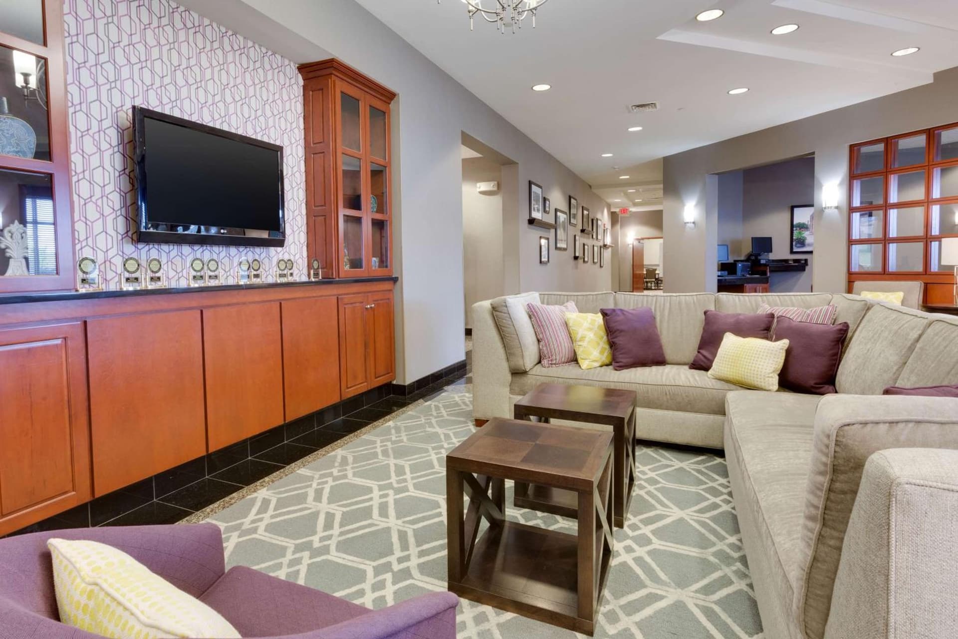 Drury Inn & Suites Middletown Franklin gallery photo in Middletown, OH — image 4