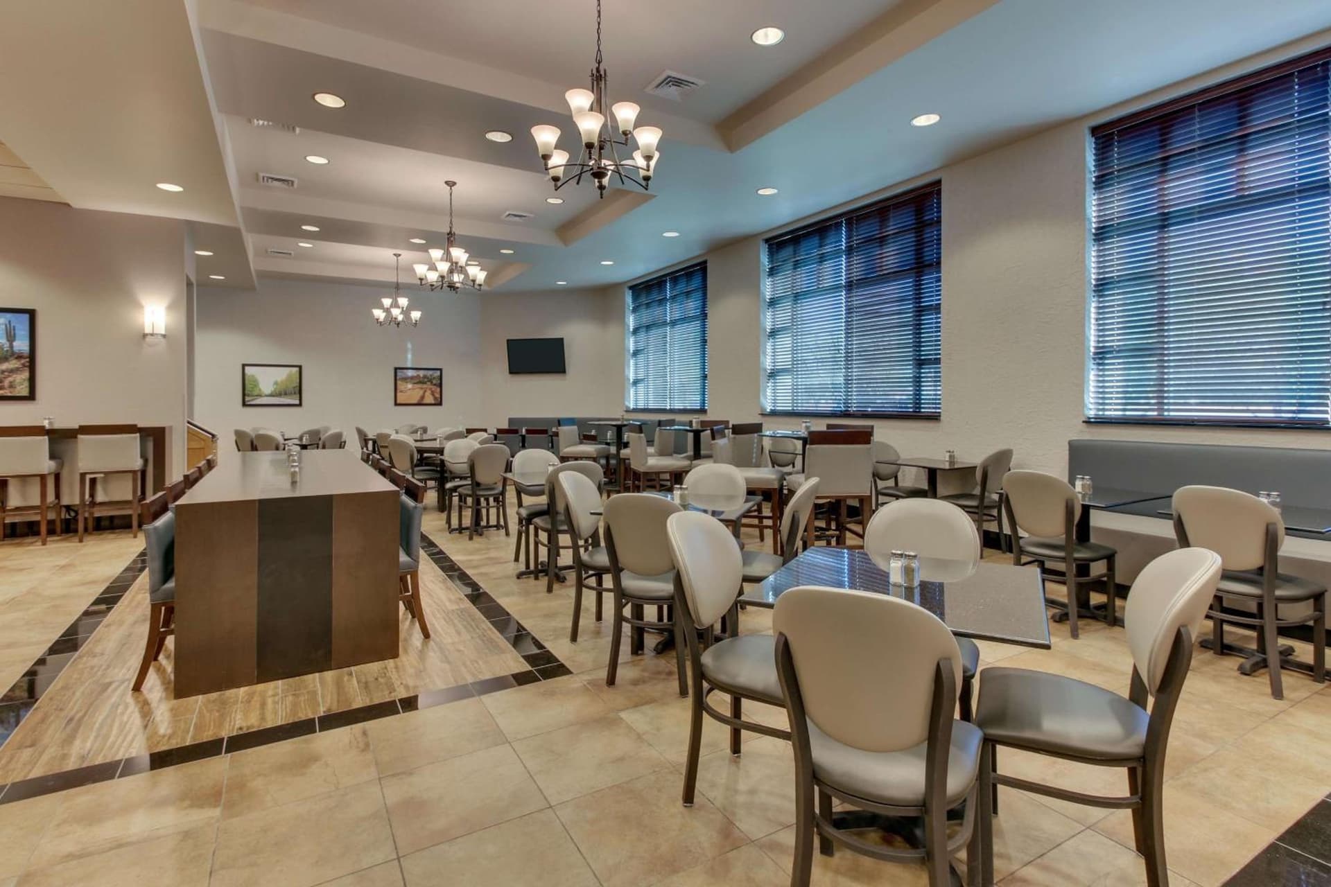 Drury Inn & Suites Phoenix Happy Valley gallery photo in Phoenix, AZ — image 74