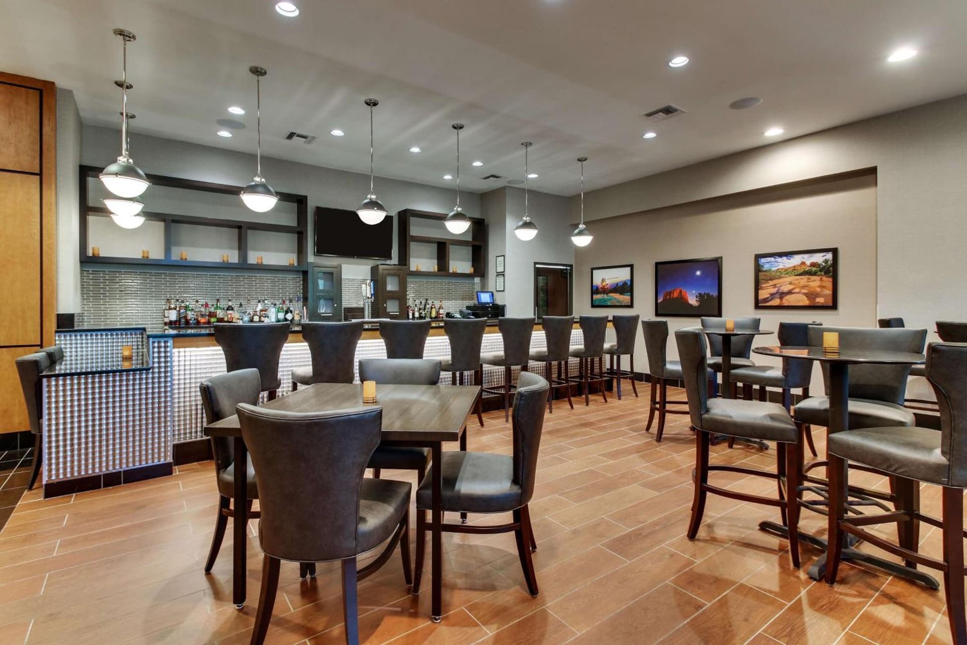 Drury Inn & Suites Phoenix Happy Valley gallery photo in Phoenix, AZ — image 18