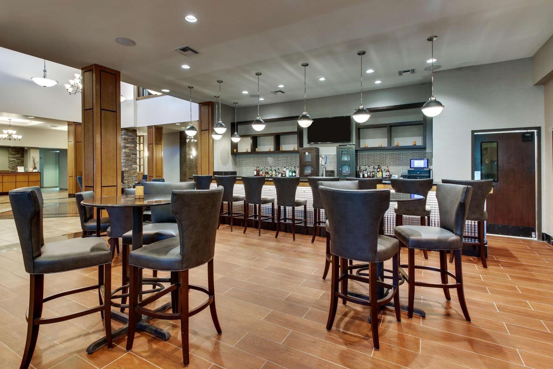 Drury Inn & Suites Phoenix Happy Valley gallery photo in Phoenix, AZ — image 17