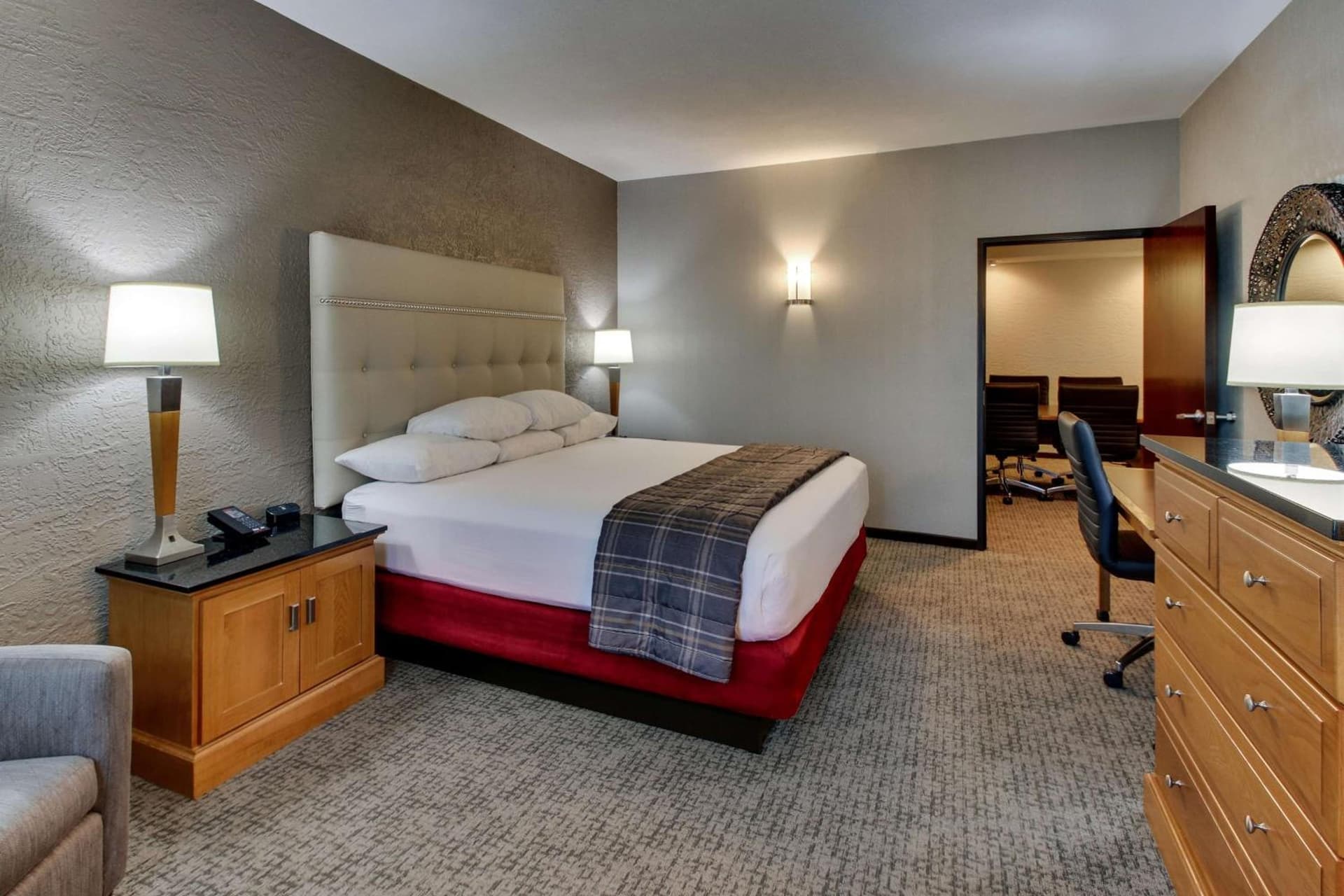 Drury Inn & Suites Phoenix Happy Valley gallery photo in Phoenix, AZ — image 60