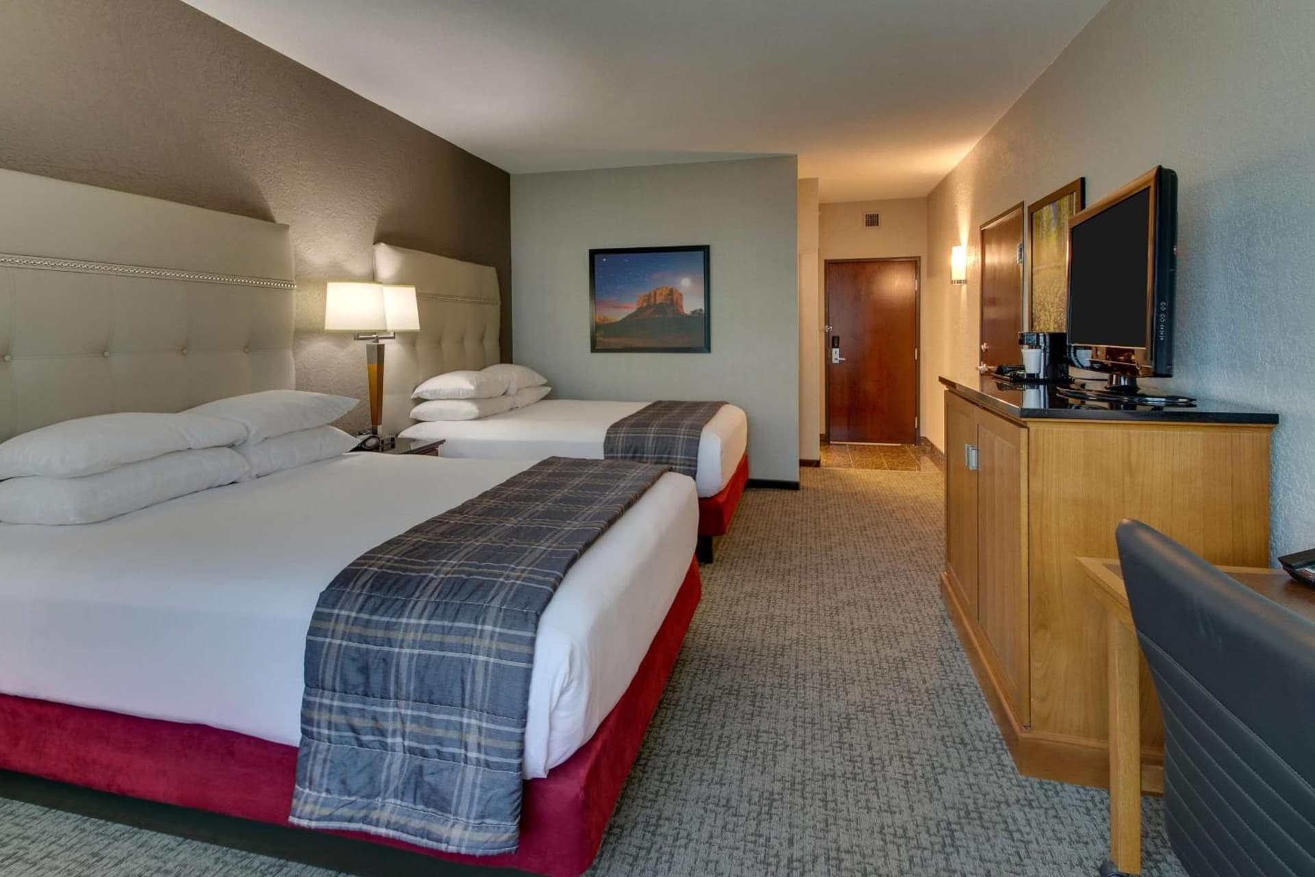 Drury Inn & Suites Phoenix Happy Valley gallery photo in Phoenix, AZ — image 58