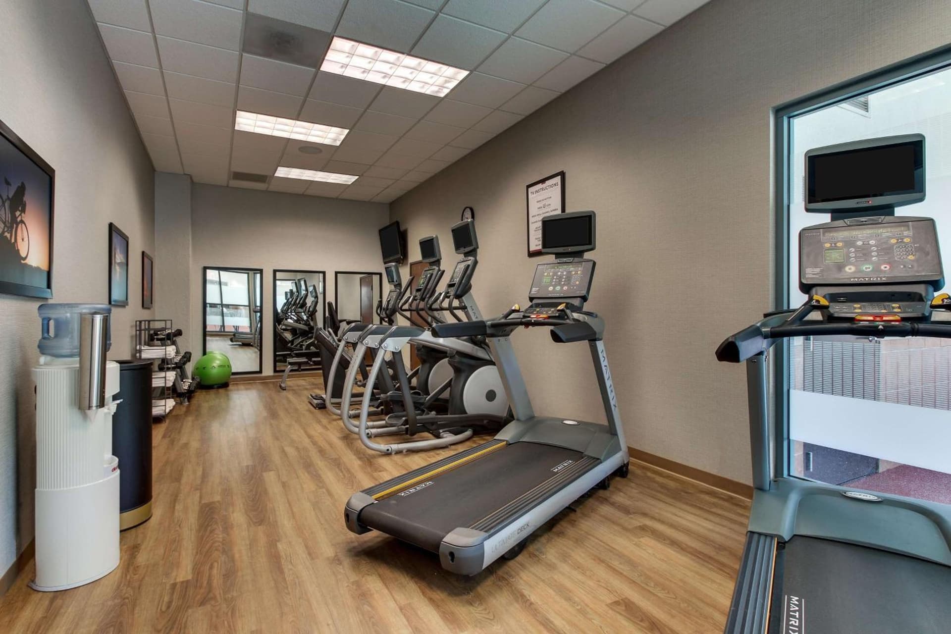 Drury Inn & Suites Phoenix Happy Valley interior in Phoenix, AZ — gallery photo 2
