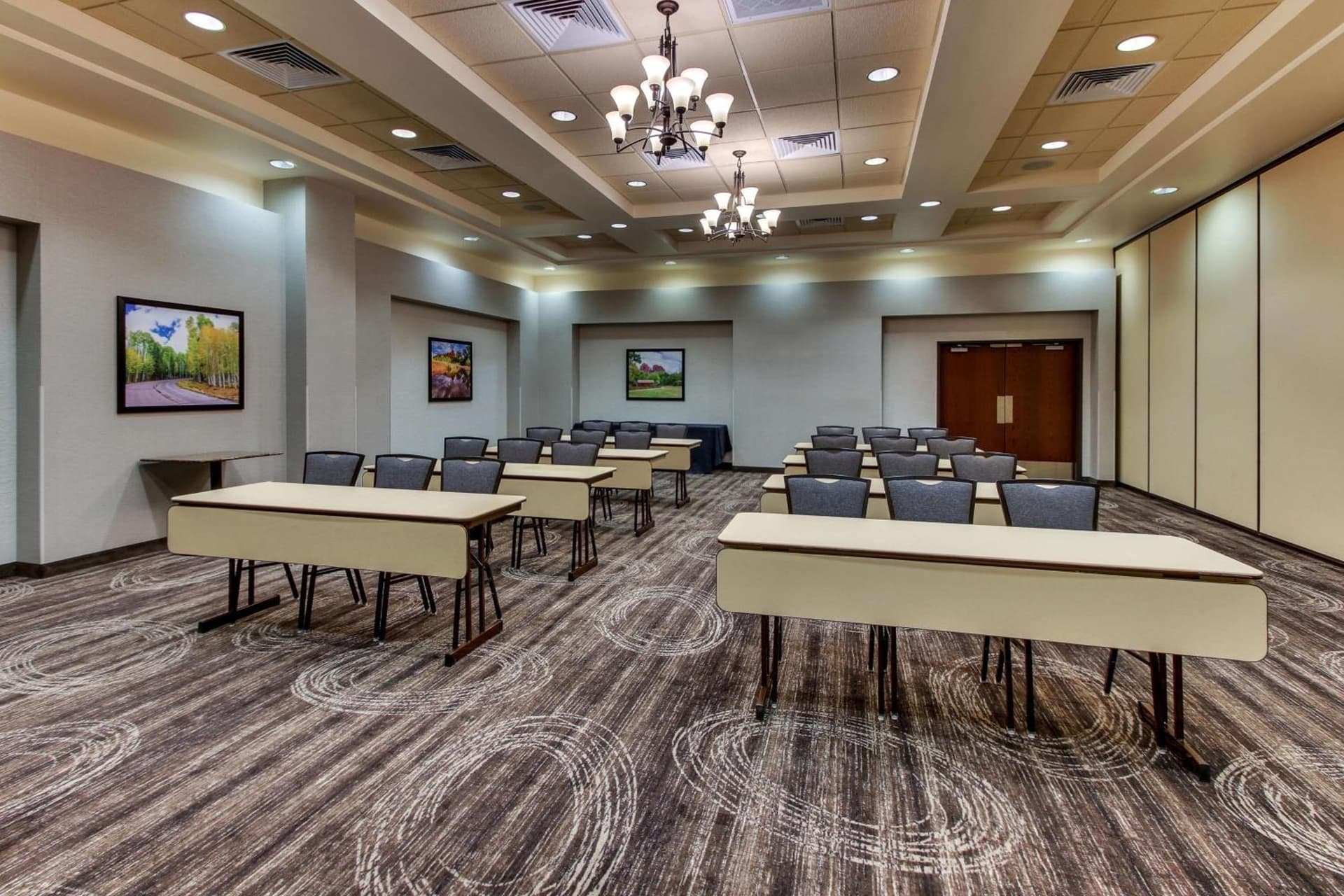 Drury Inn & Suites Phoenix Happy Valley gallery photo in Phoenix, AZ — image 33