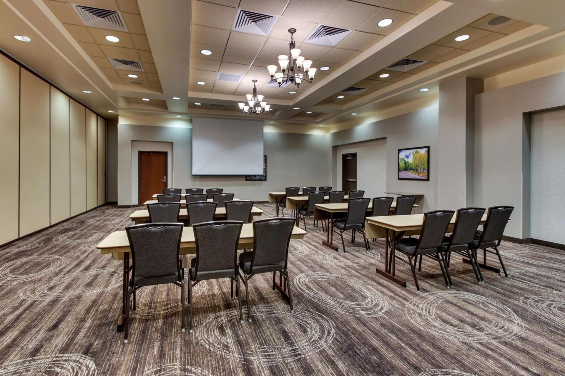 Drury Inn & Suites Phoenix Happy Valley gallery photo in Phoenix, AZ — image 49