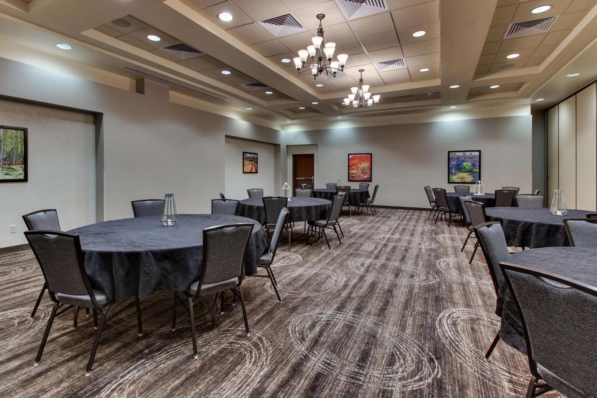 Drury Inn & Suites Phoenix Happy Valley gallery photo in Phoenix, AZ — image 34