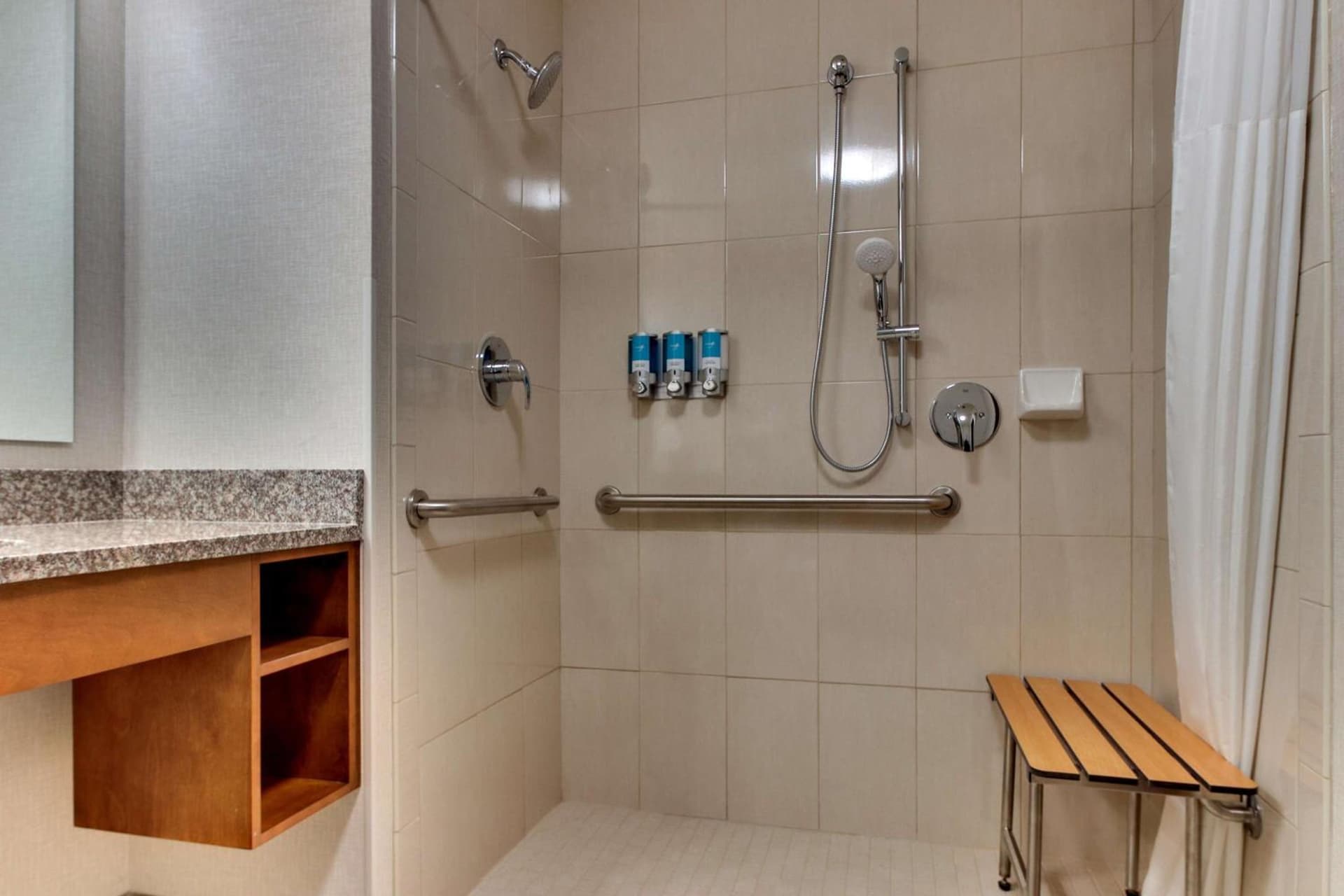 Drury Inn & Suites Knoxville West gallery photo in Knoxville, TN — image 25