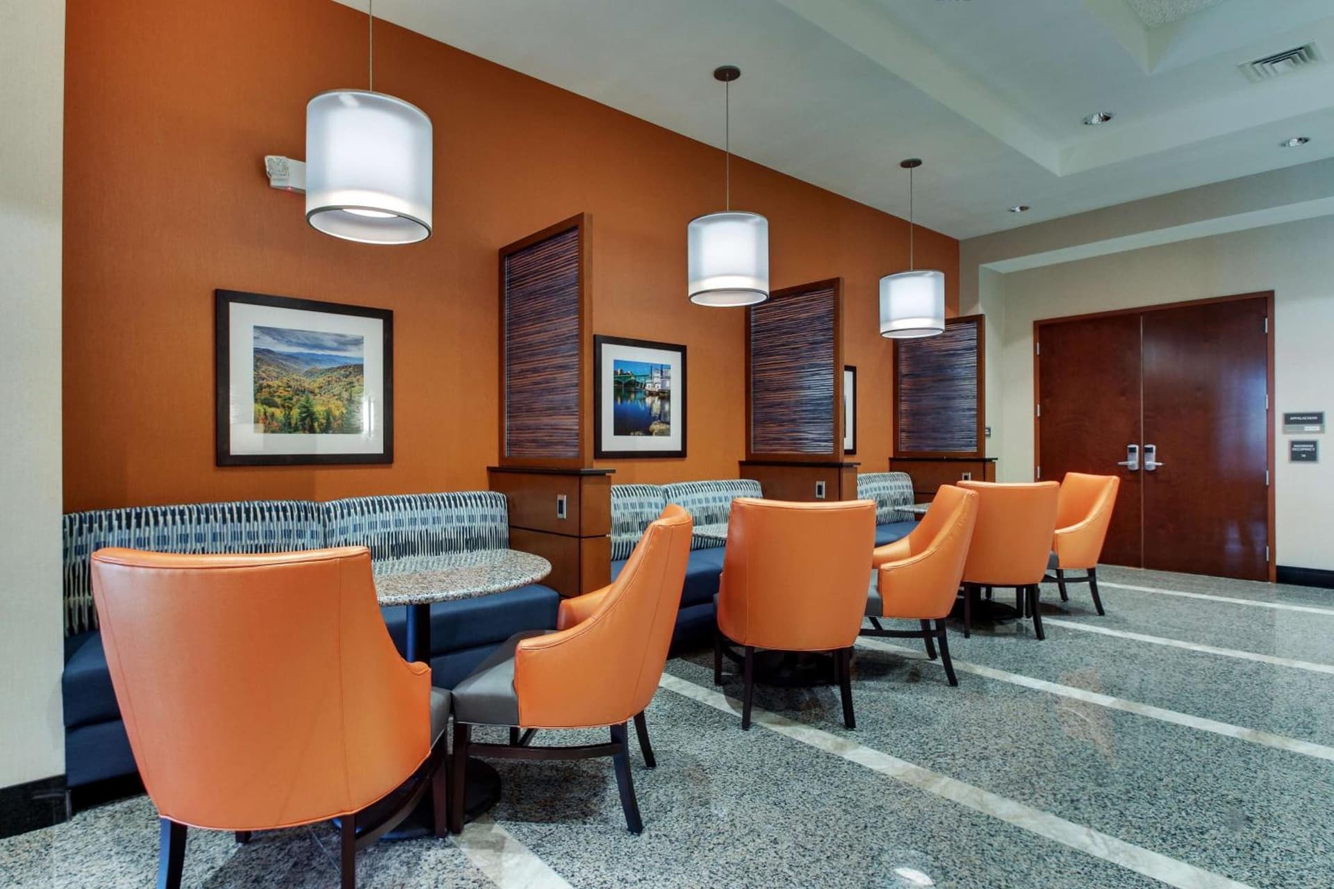 Drury Inn & Suites Knoxville West interior in Knoxville, TN — gallery photo 2