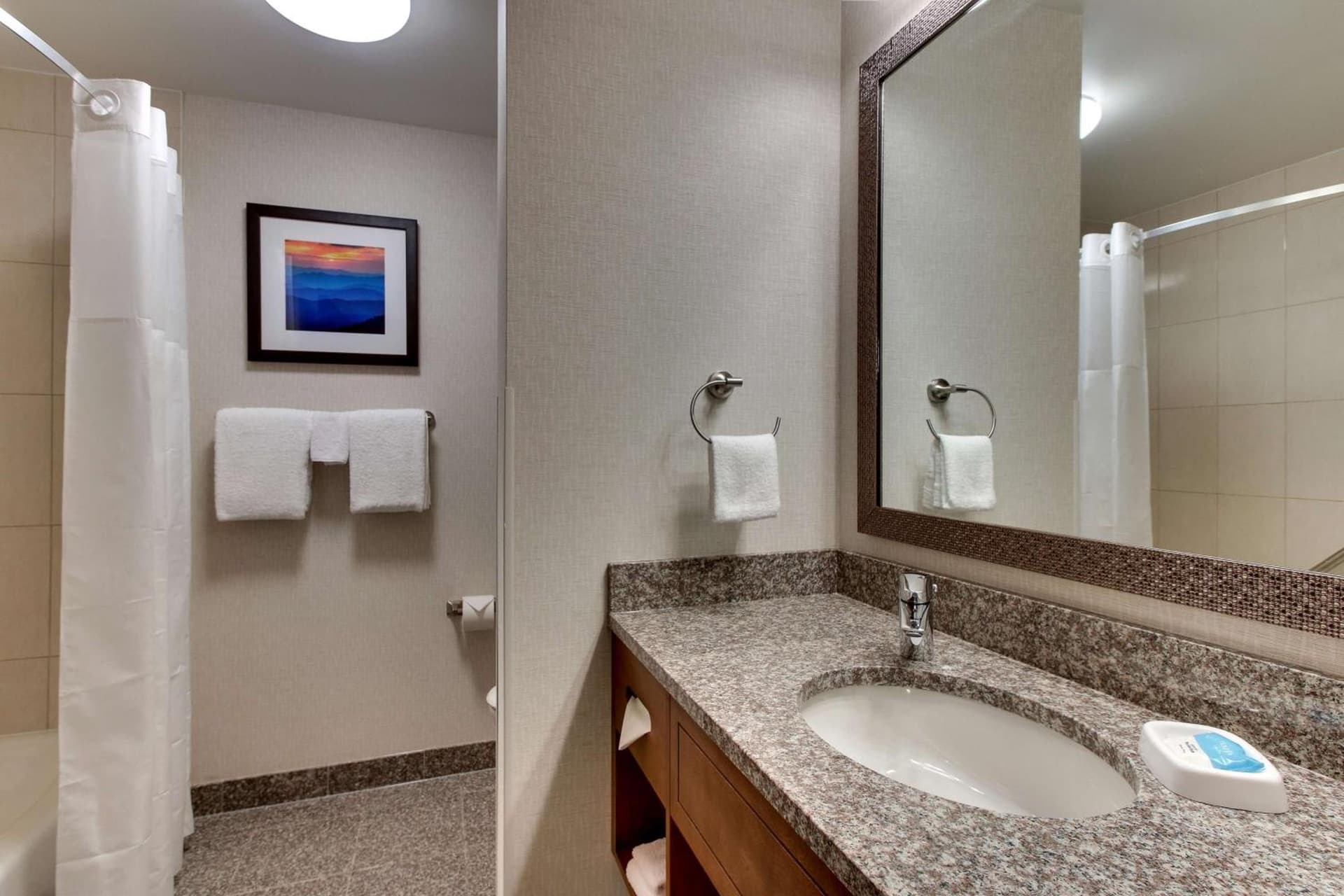 Drury Inn & Suites Knoxville West gallery photo in Knoxville, TN — image 18
