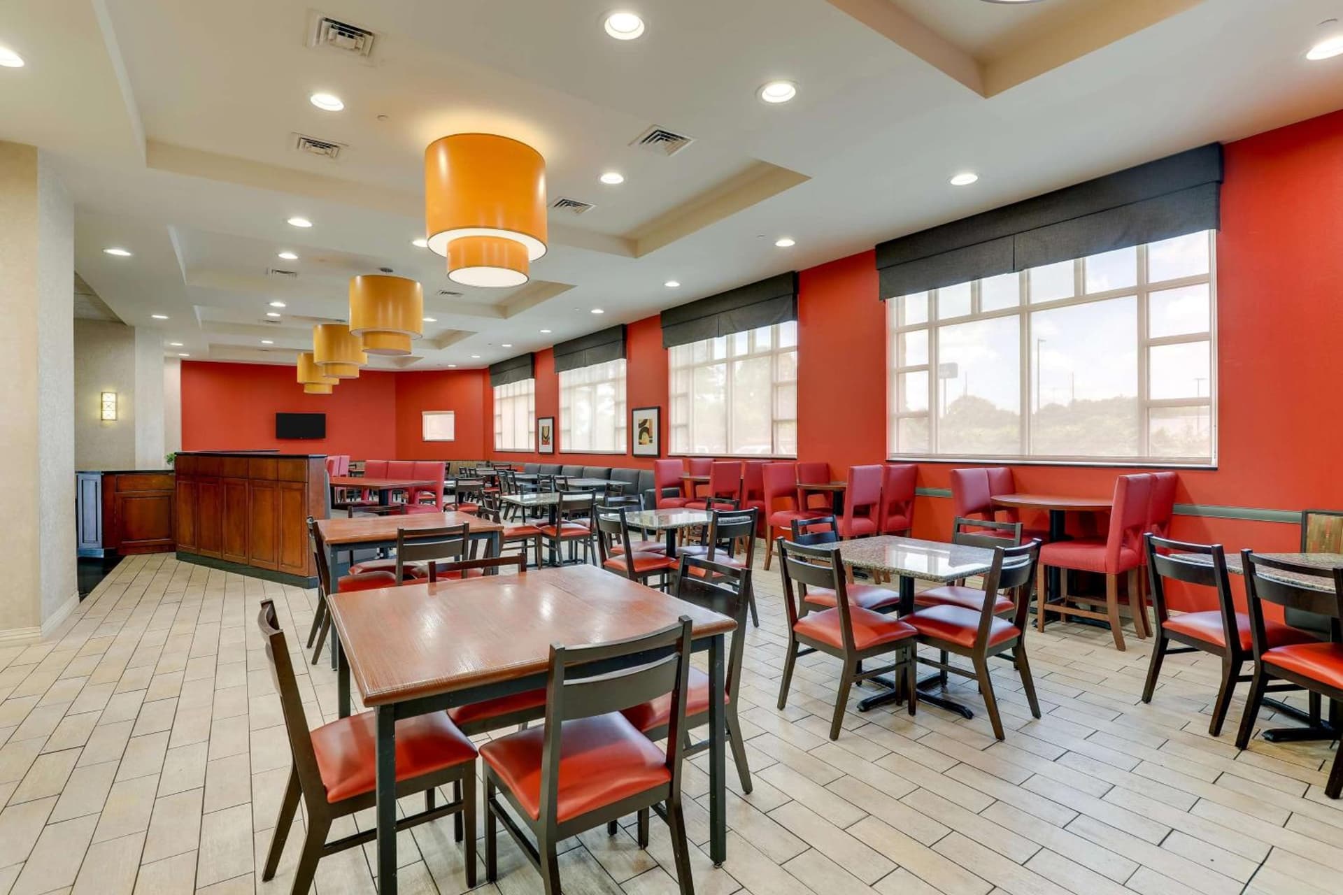 Drury Inn & Suites Montgomery gallery photo in Montgomery, AL — image 10