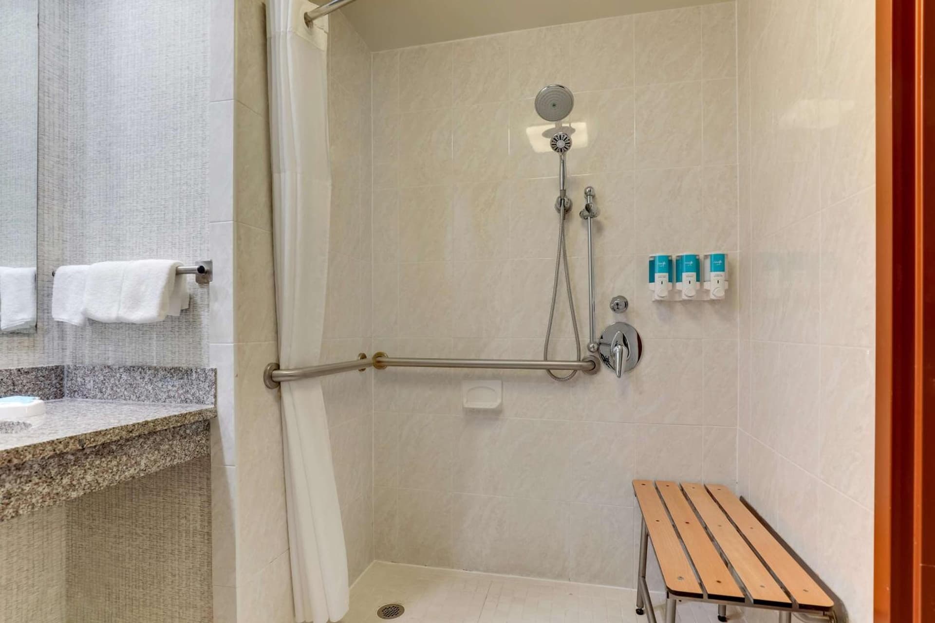 Drury Inn & Suites Montgomery gallery photo in Montgomery, AL — image 9