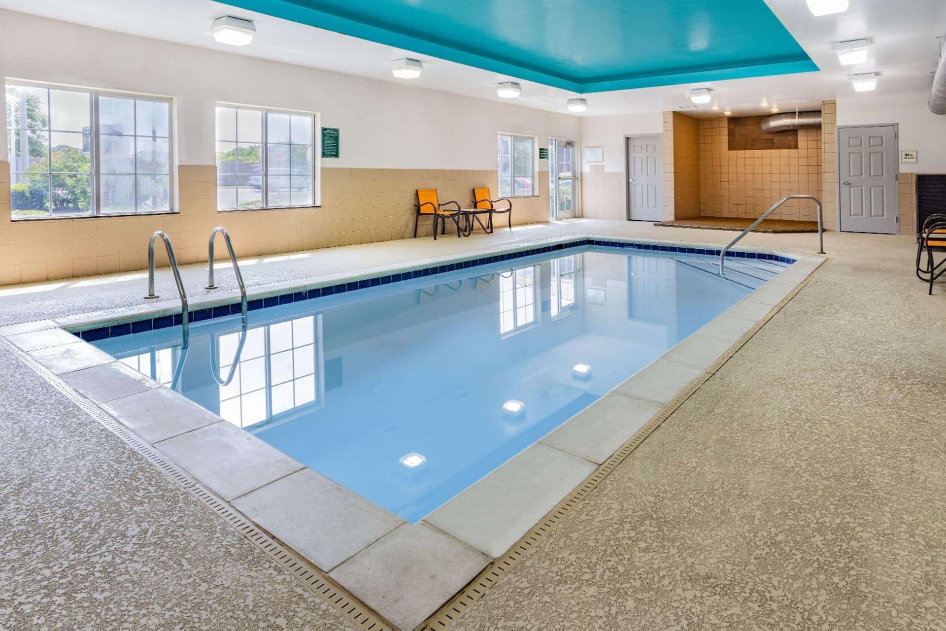 La Quinta Inn & Suites by Wyndham Norfolk gallery photo in Norfolk, VA — image 25