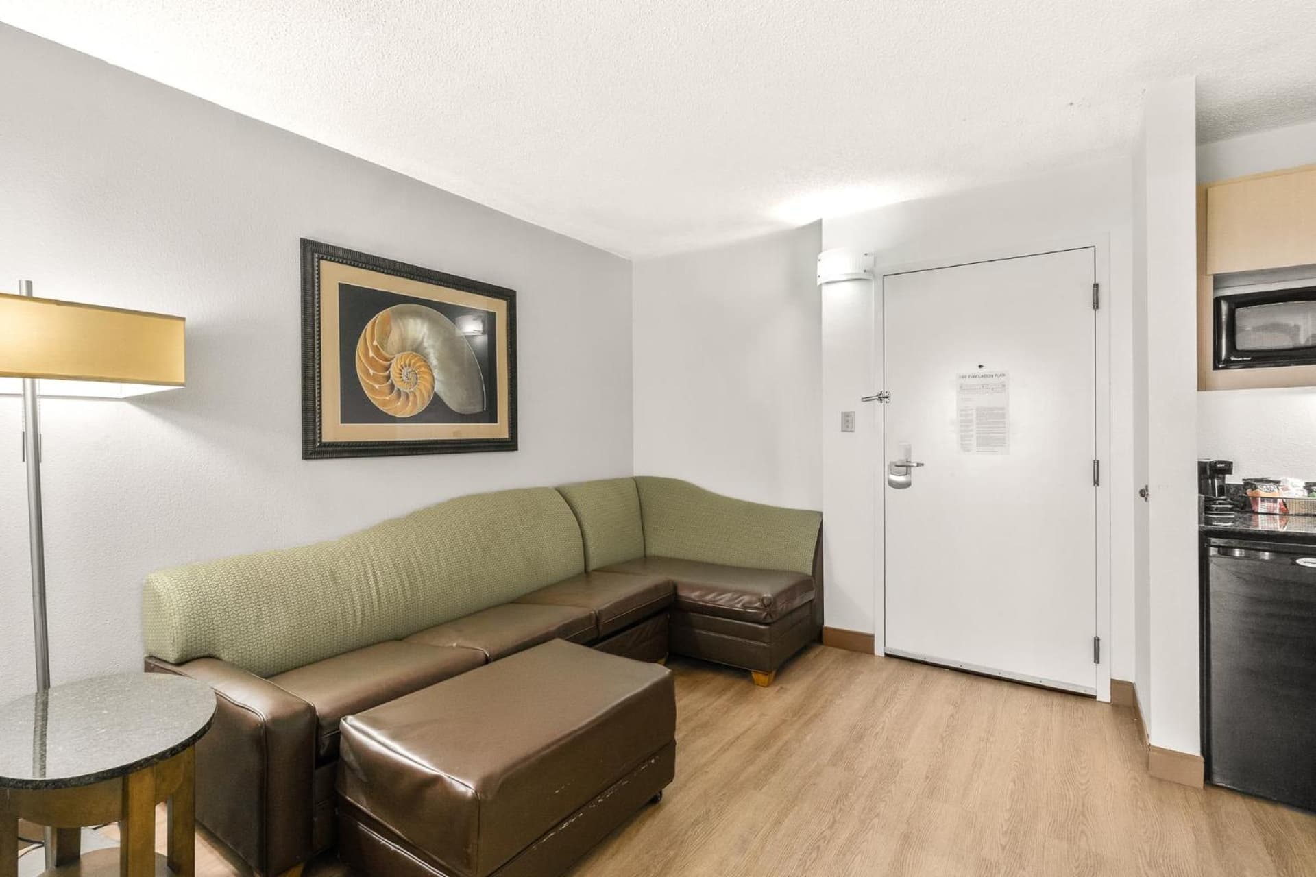 Hotel Alice gallery photo in Pine Knoll Shores, NC — image 24
