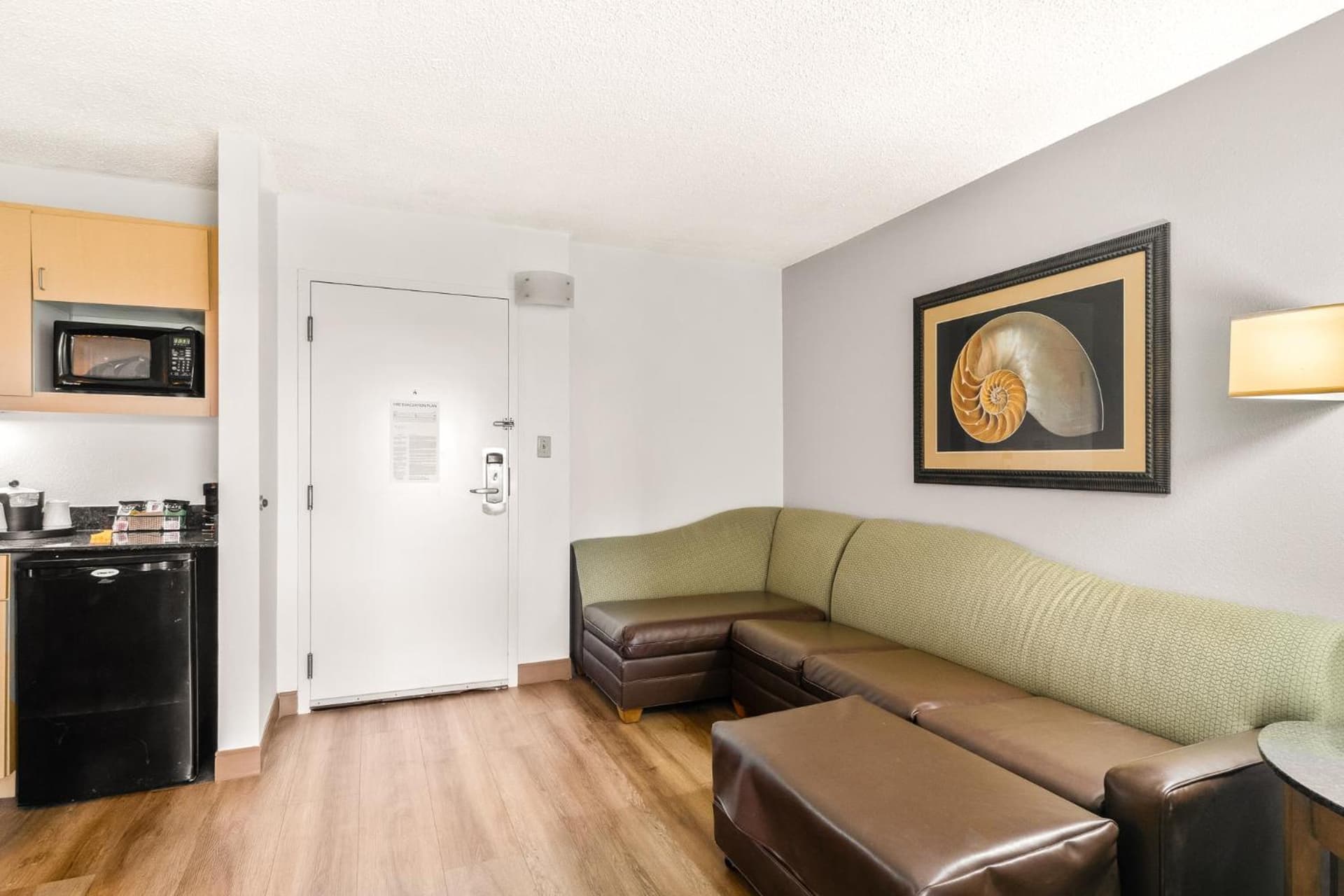Hotel Alice gallery photo in Pine Knoll Shores, NC — image 19