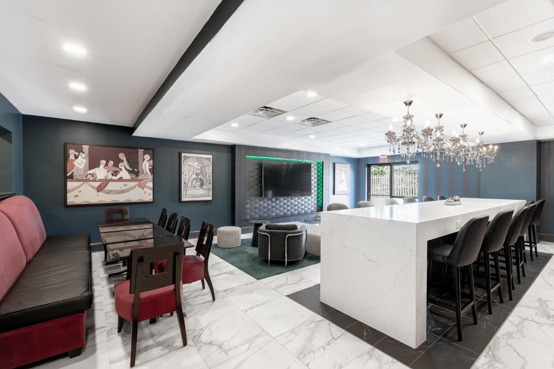 Hotel Alice gallery photo in Pine Knoll Shores, NC — image 35
