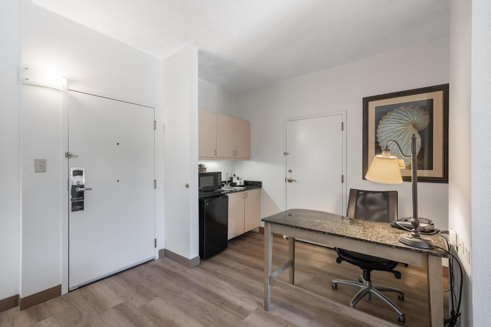 Hotel Alice gallery photo in Pine Knoll Shores, NC — image 70