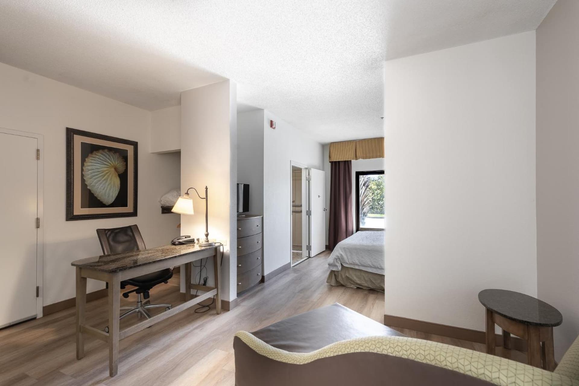 Hotel Alice gallery photo in Pine Knoll Shores, NC — image 91
