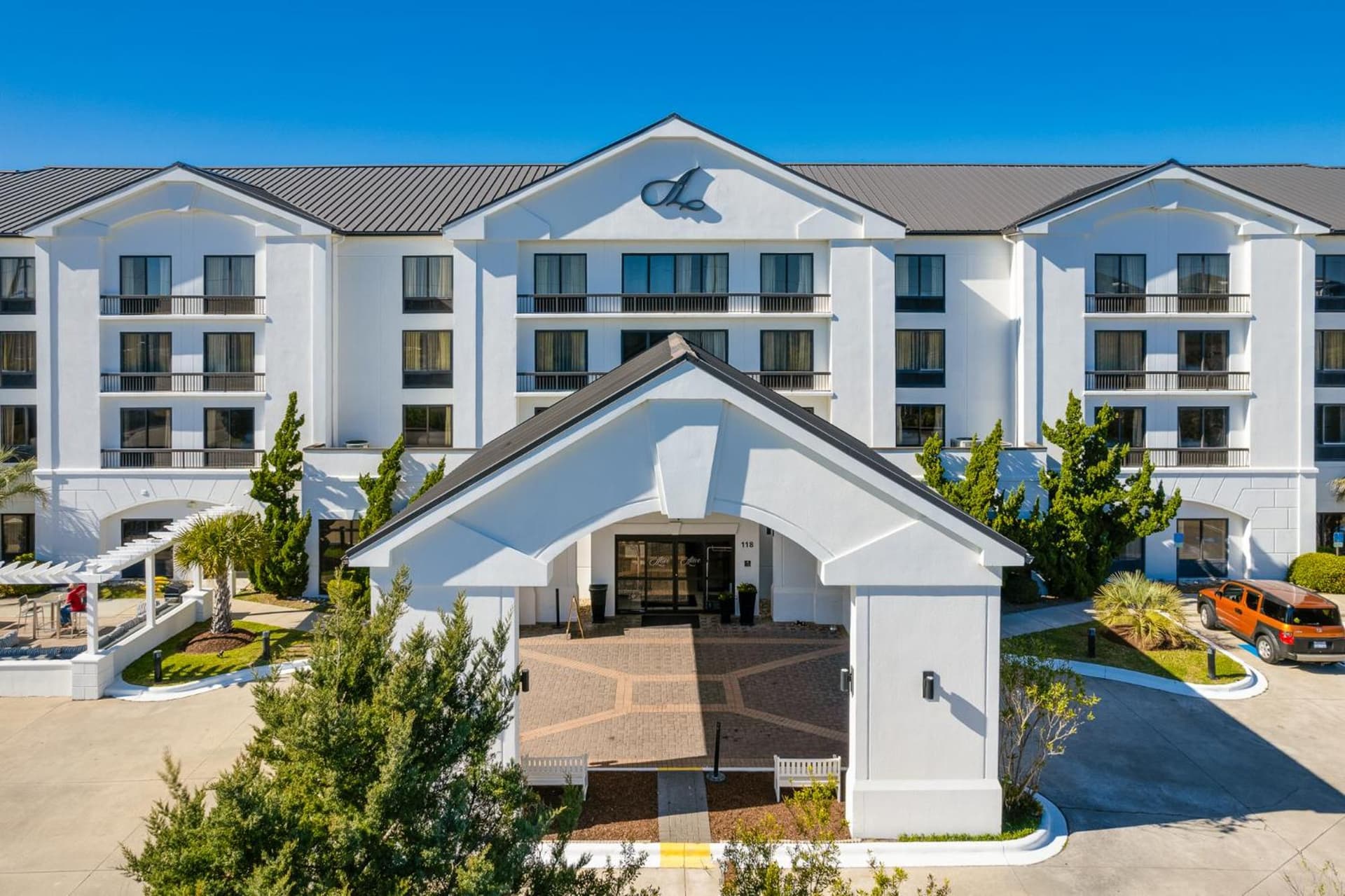 Hotel Alice gallery photo in Pine Knoll Shores, NC — image 40