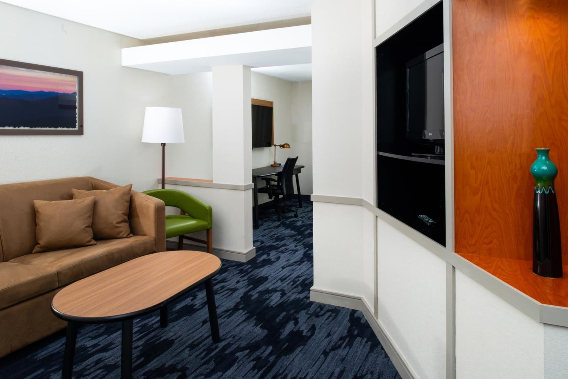 Fairfield Inn & Suites Greensboro Wendover interior in Greensboro, NC — gallery photo 2