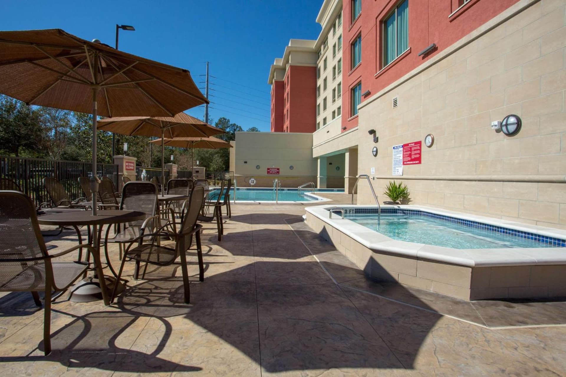 Drury Inn & Suites Gainesville gallery photo in Gainesville, FL — image 22