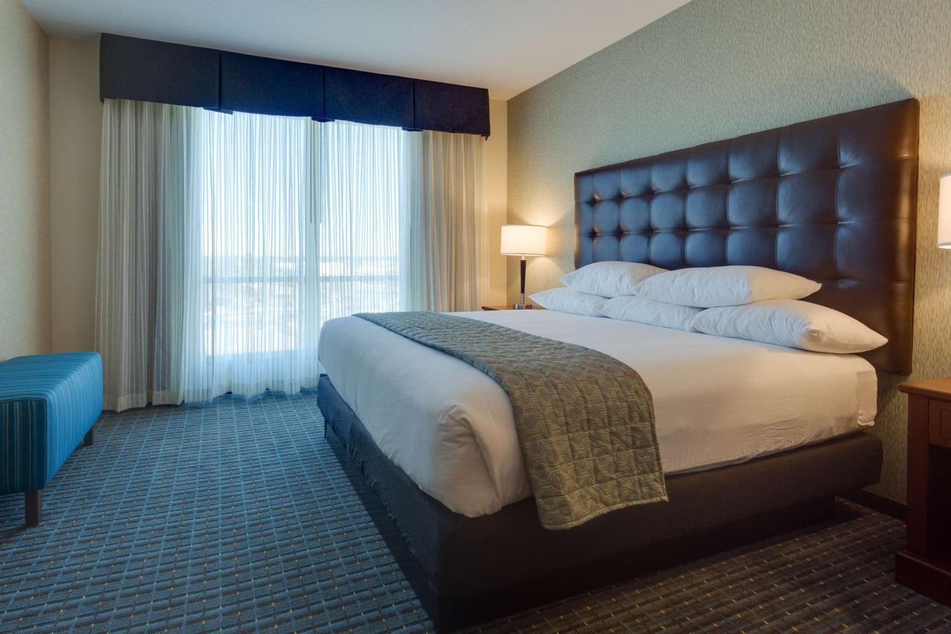 Drury Inn & Suites Gainesville gallery photo in Gainesville, FL — image 15