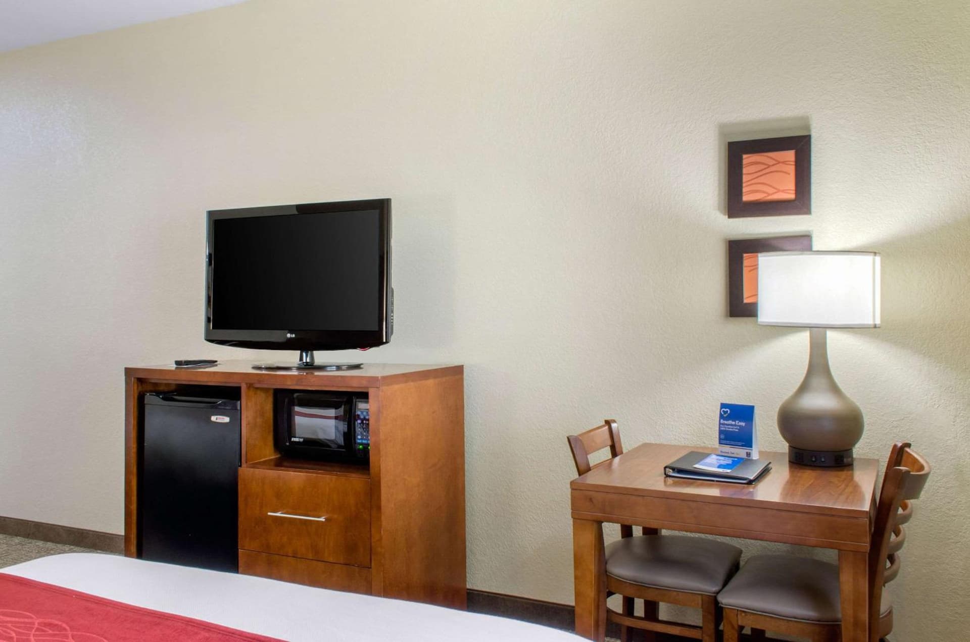 Comfort Inn & Suites Covington - Mandeville property views in Covington, LA — gallery photo 3