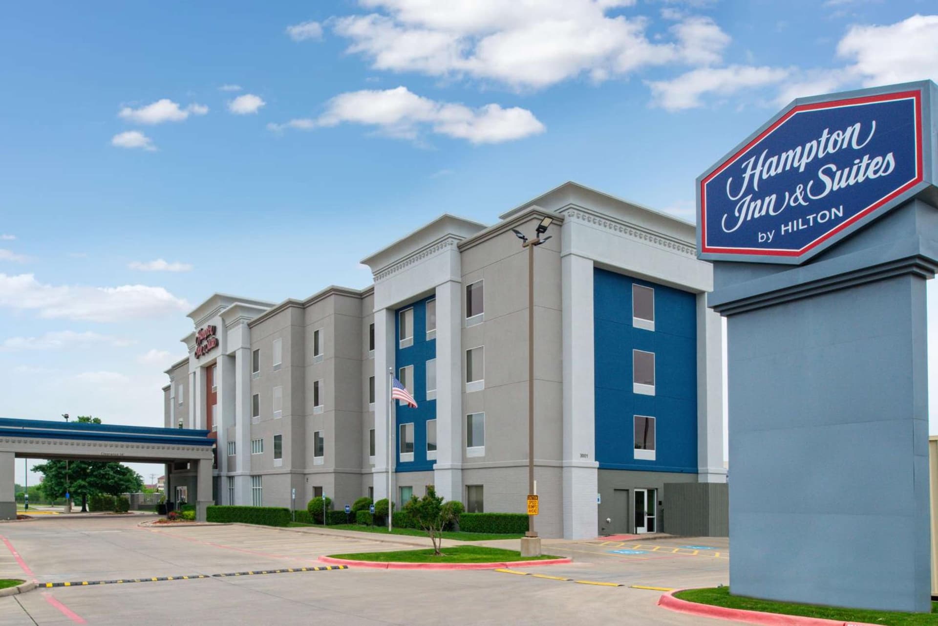Hampton Inn & Suites Greenville interior in Greenville, TX — gallery photo 2