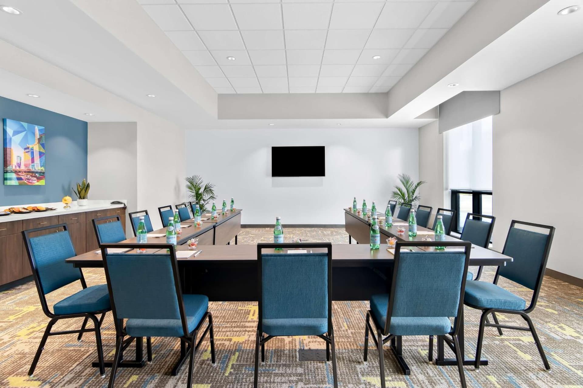 Hampton Inn & Suites Chicago Medical District Uic gallery photo in Chicago, IL — image 8