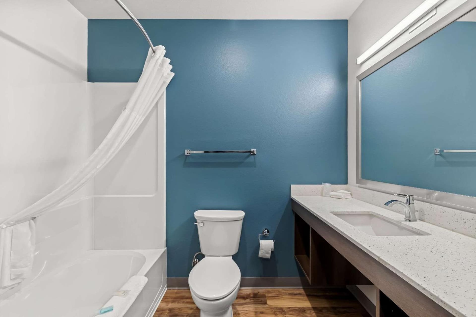 WoodSpring Suites Corona gallery photo in Corona, CA — image 5