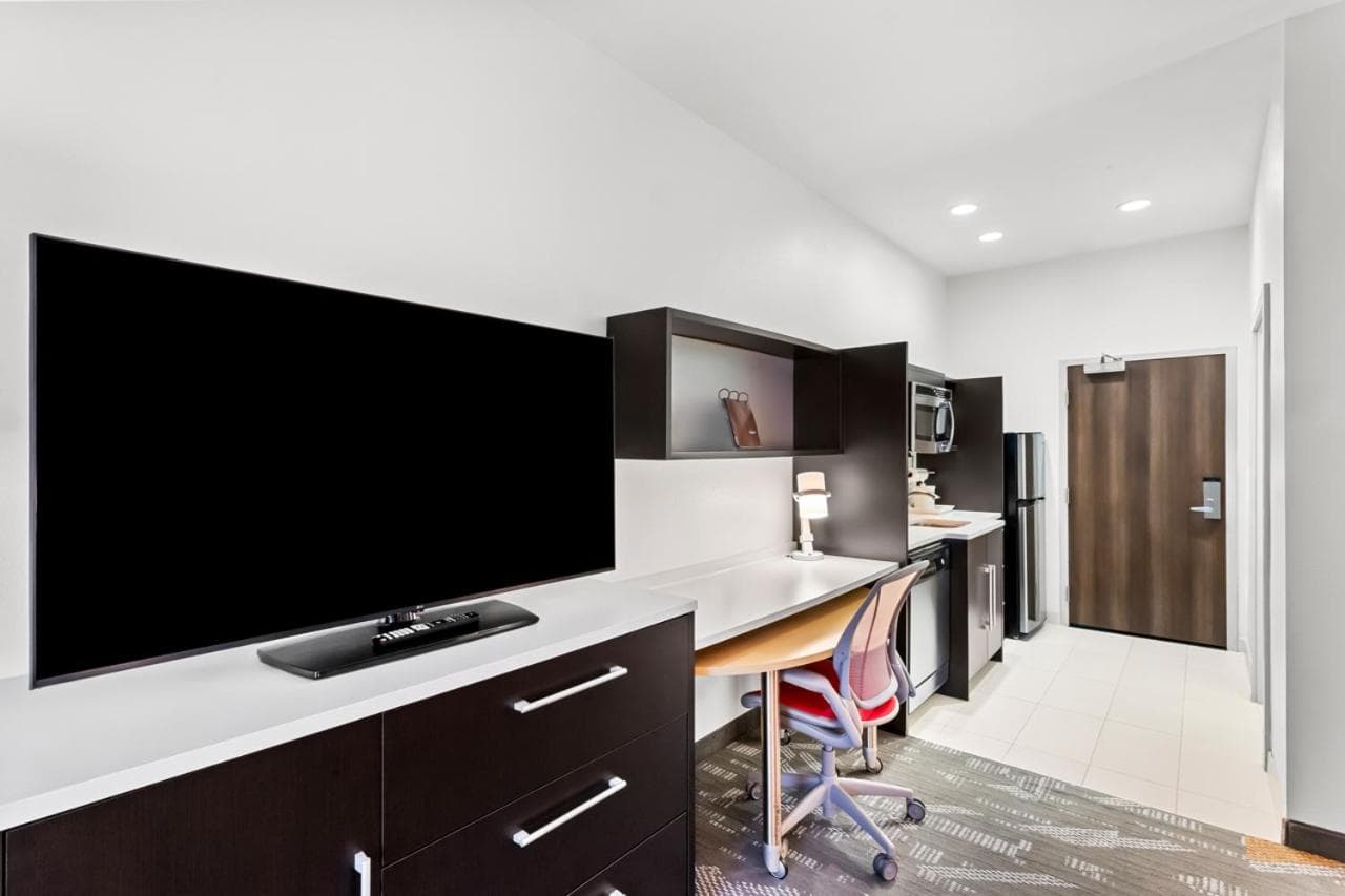 Home2 Suites by Hilton Irving/DFW Airport North property views in Irving, TX — gallery photo 3