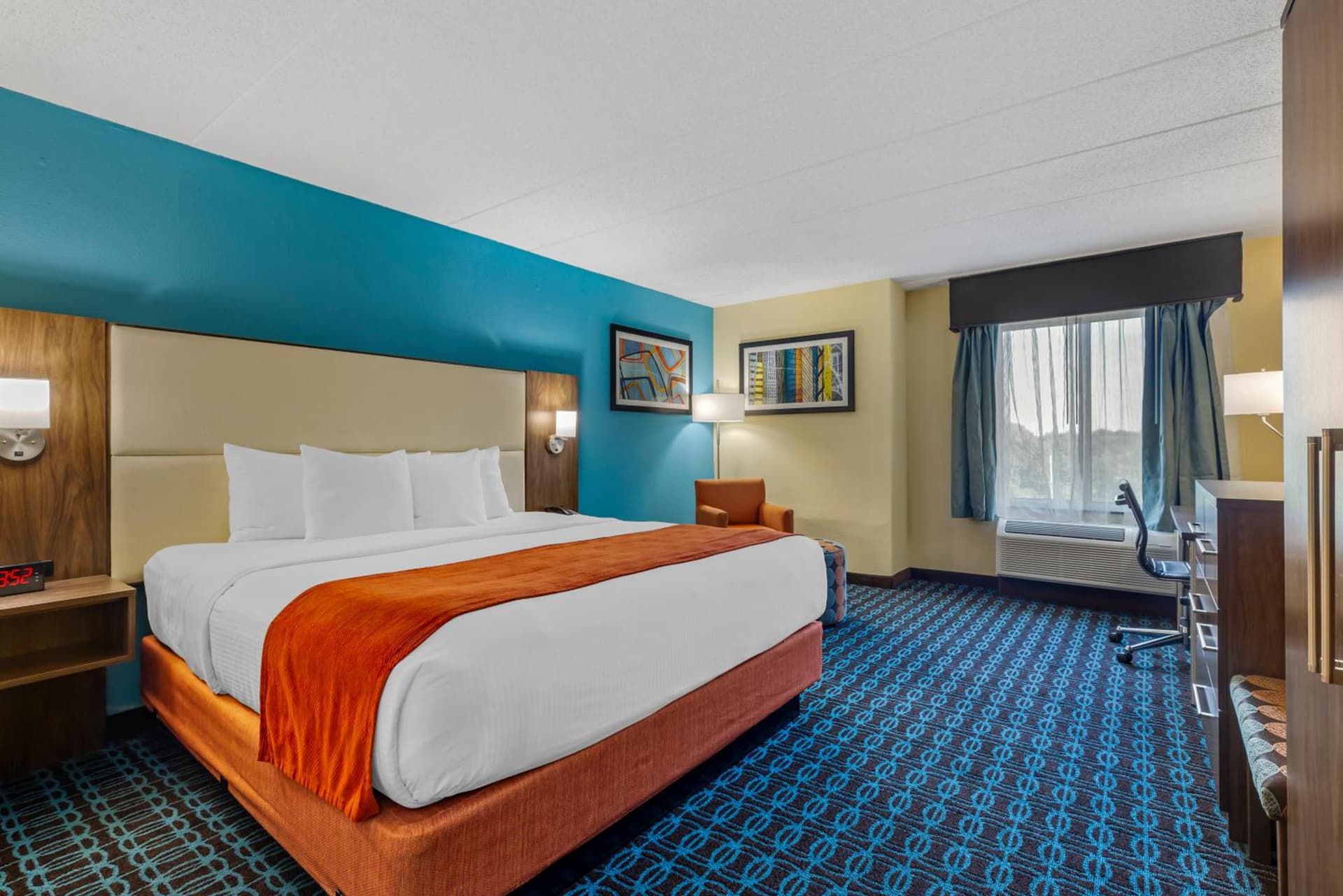 Best Western Plus North Shore Hotel gallery photo in Danvers — image 37