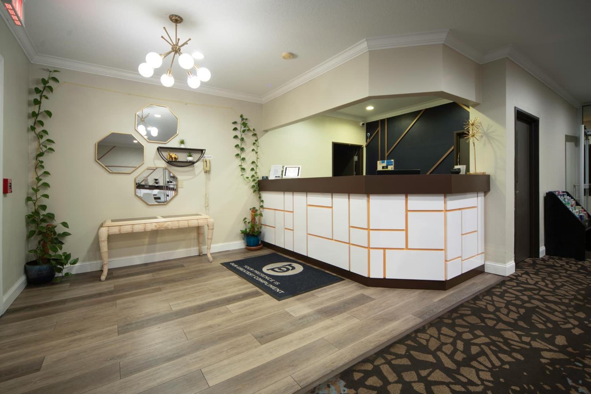 BridgePointe Advantage by BPhotels interior in Fremont, NE — gallery photo 2
