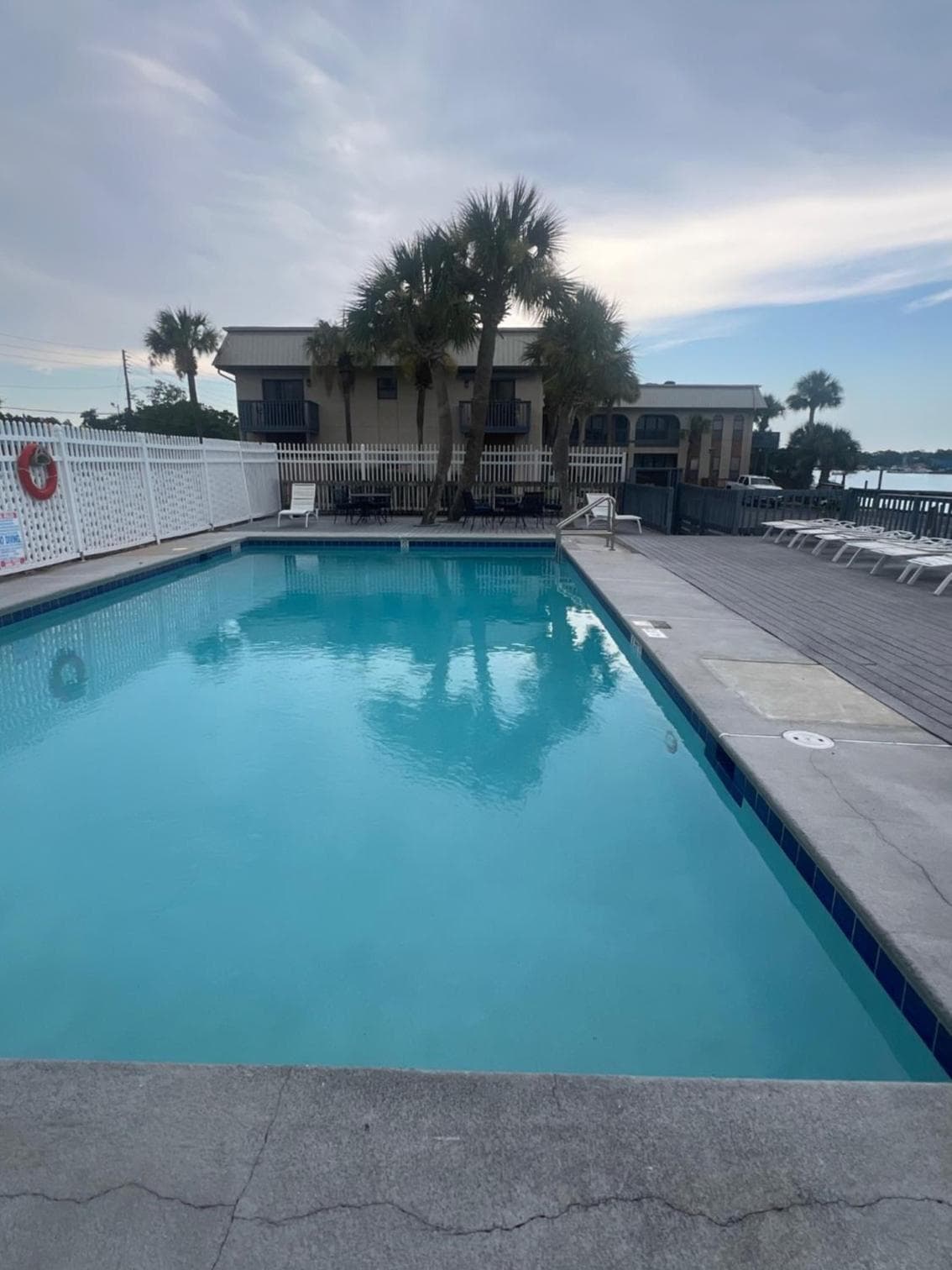 The Moorings Hotel and Marina of Carrabelle interior in Davis Island — gallery photo 2